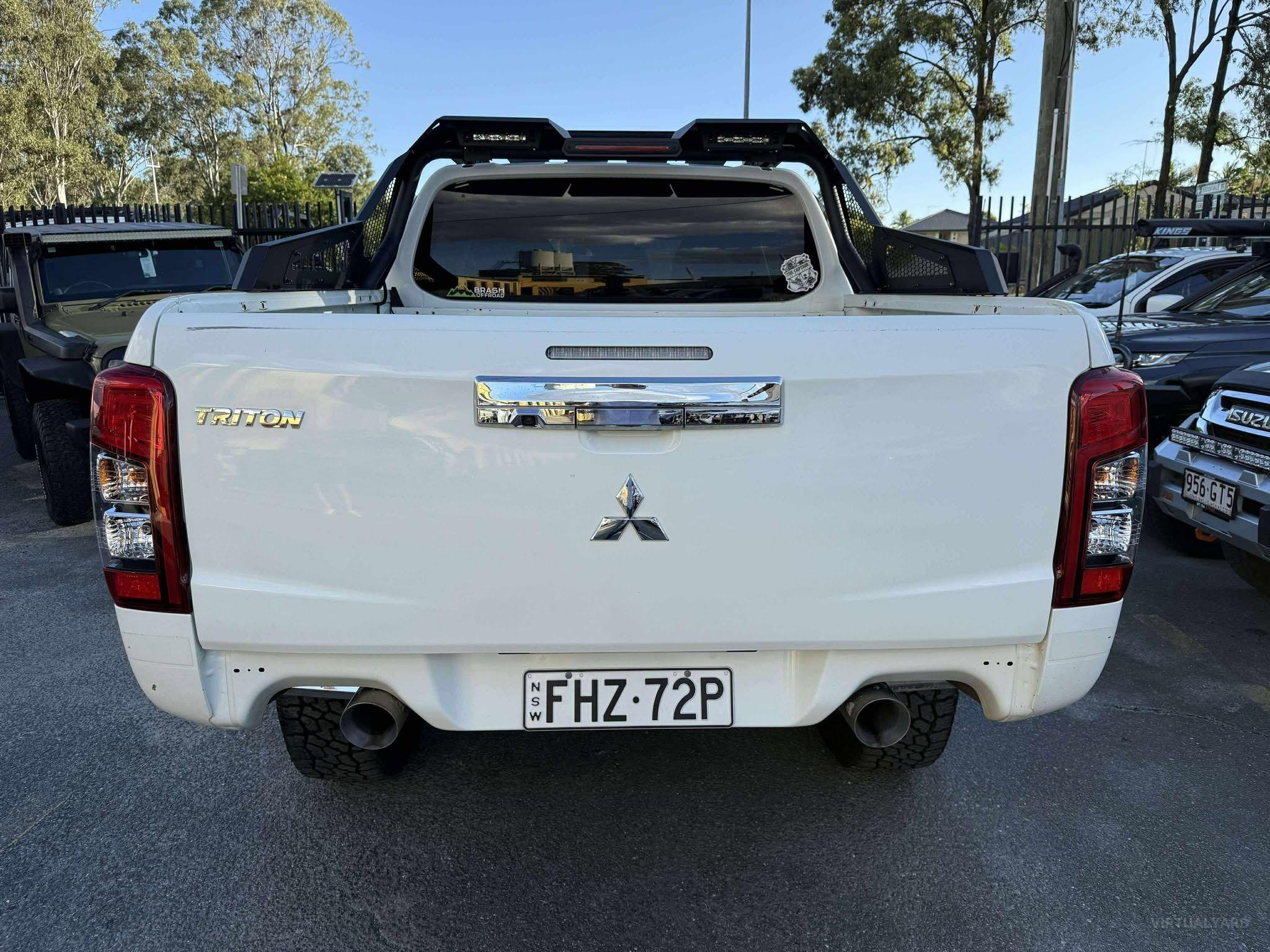 MITSUBISHI TRITON