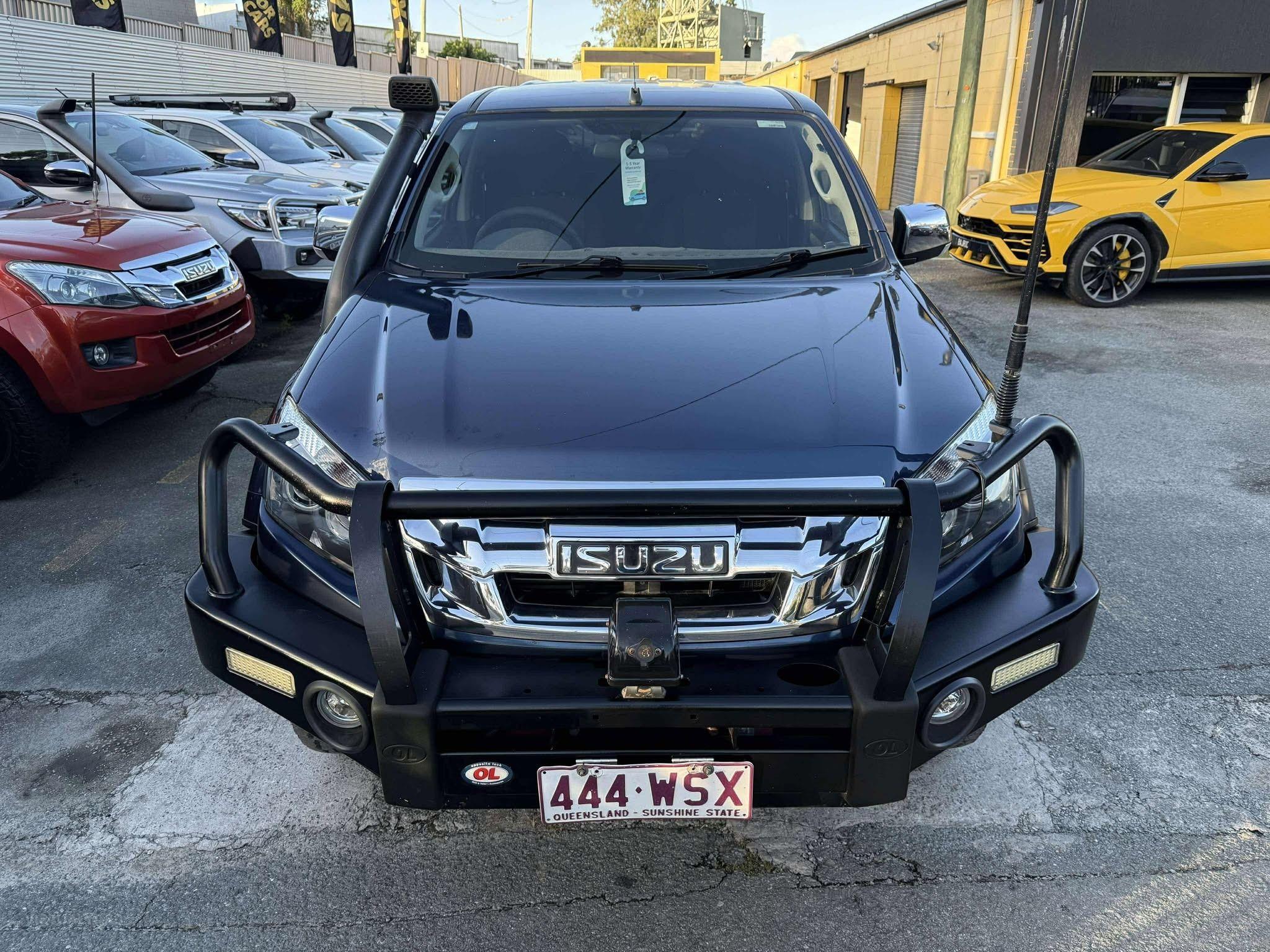 ISUZU D-MAX