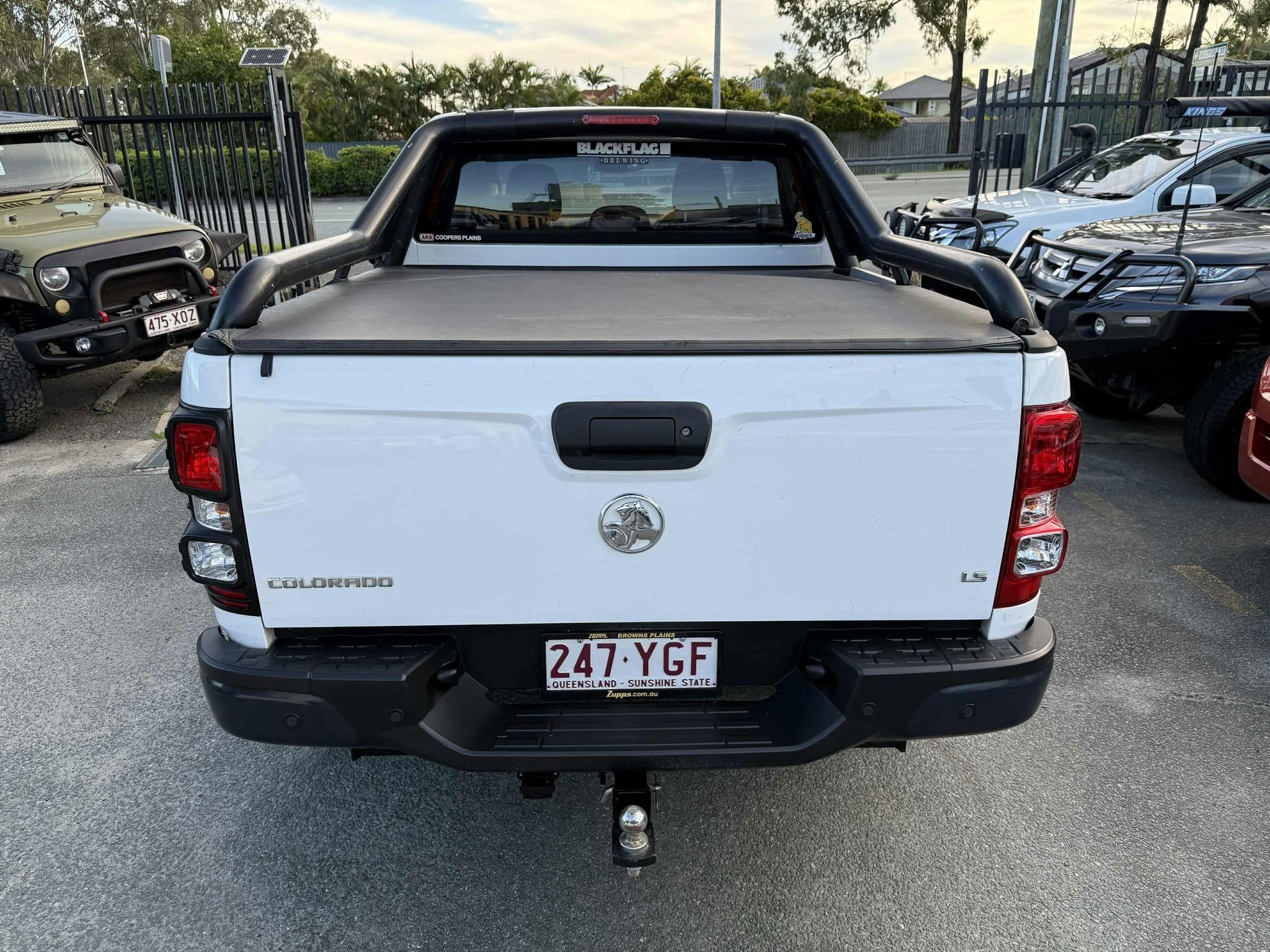 HOLDEN COLORADO