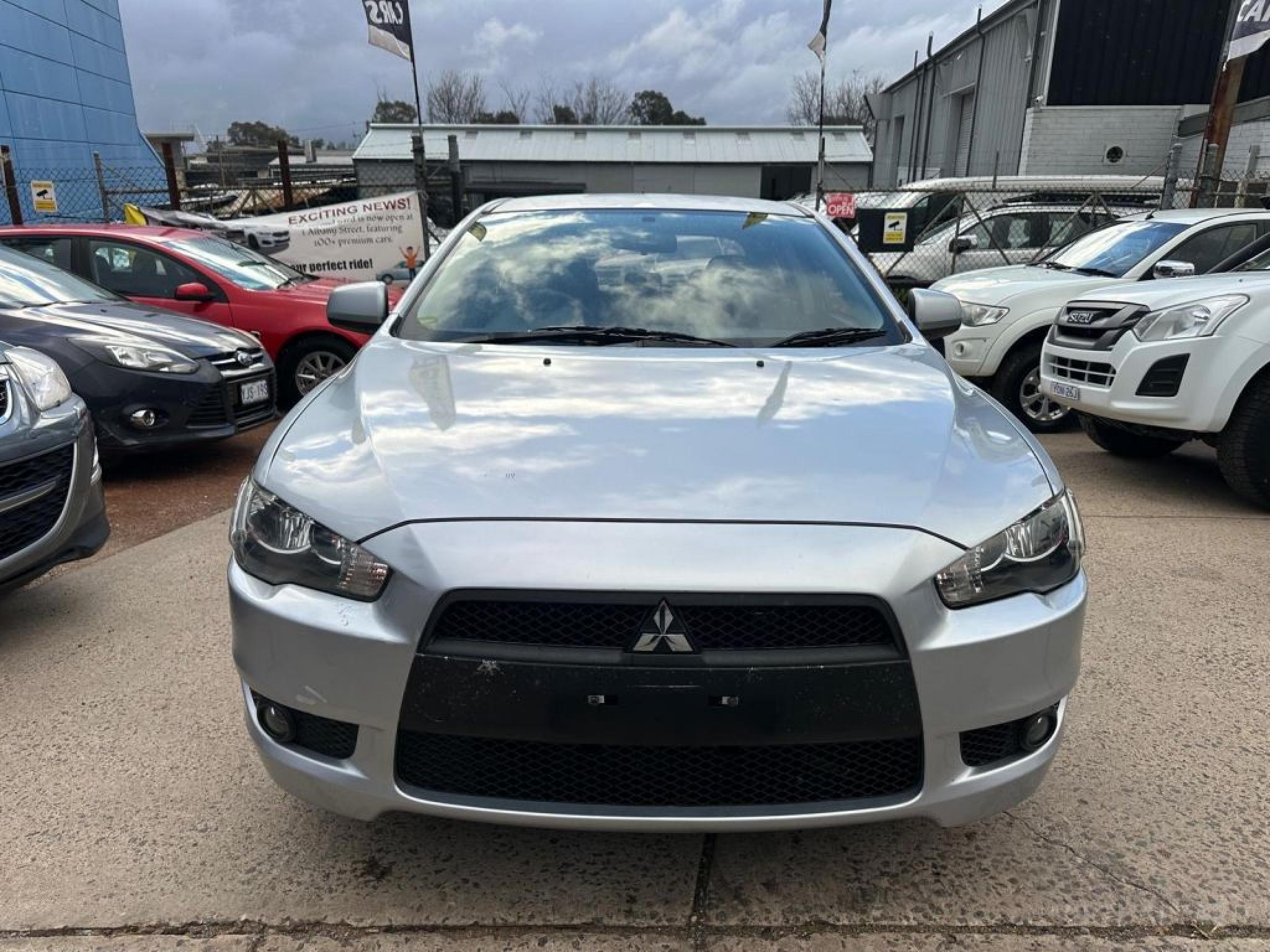 MITSUBISHI LANCER