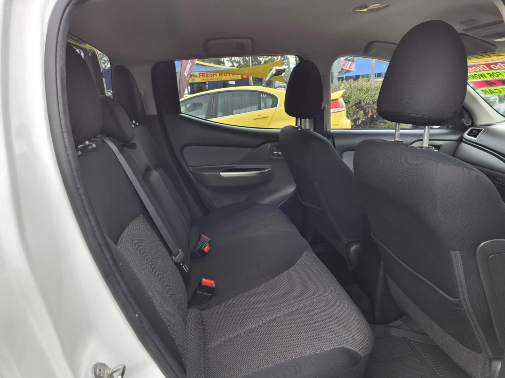 2018 MITSUBISHI TRITON MQ MY18 GLX UTILITY DOUBLE CAB 4DR SPTS AUTO 5SP 4X4 960KG 2.4DT image 11