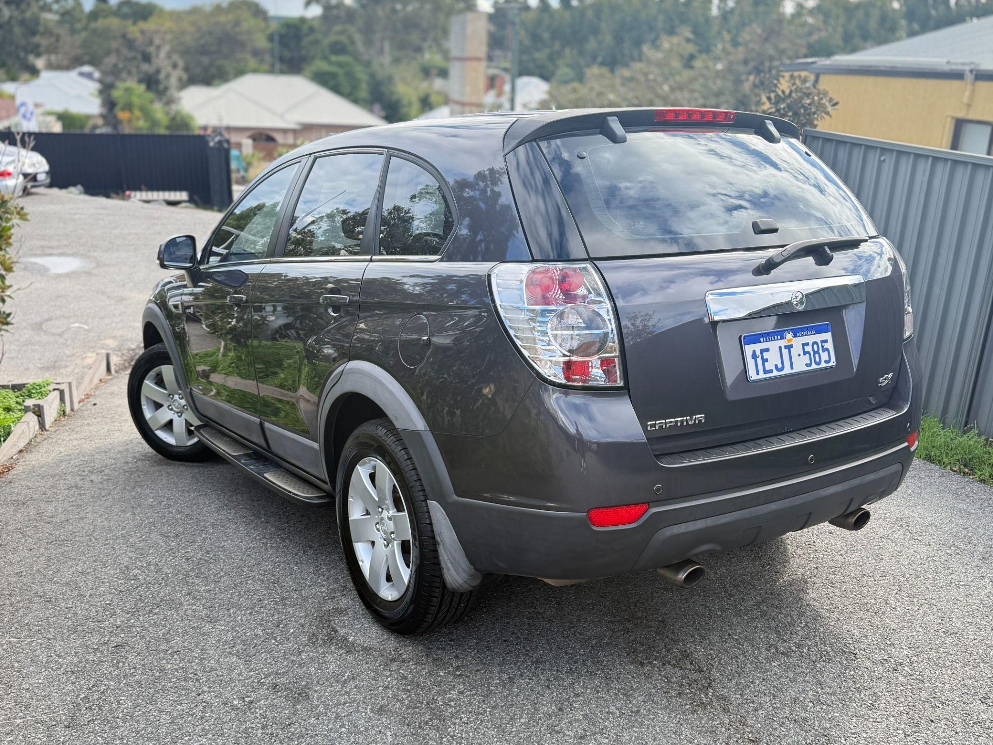HOLDEN CAPTIVA