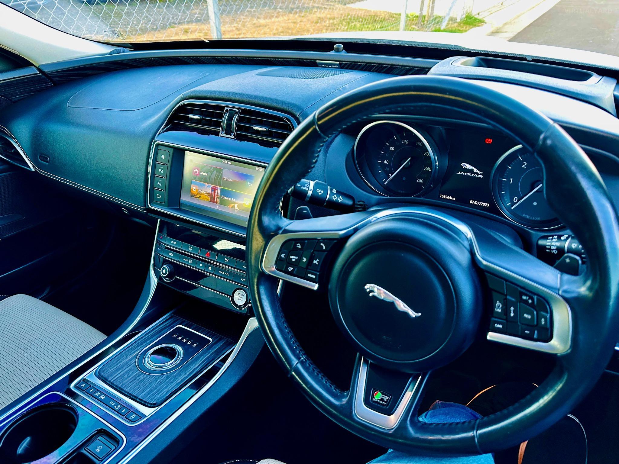 Jaguar XE