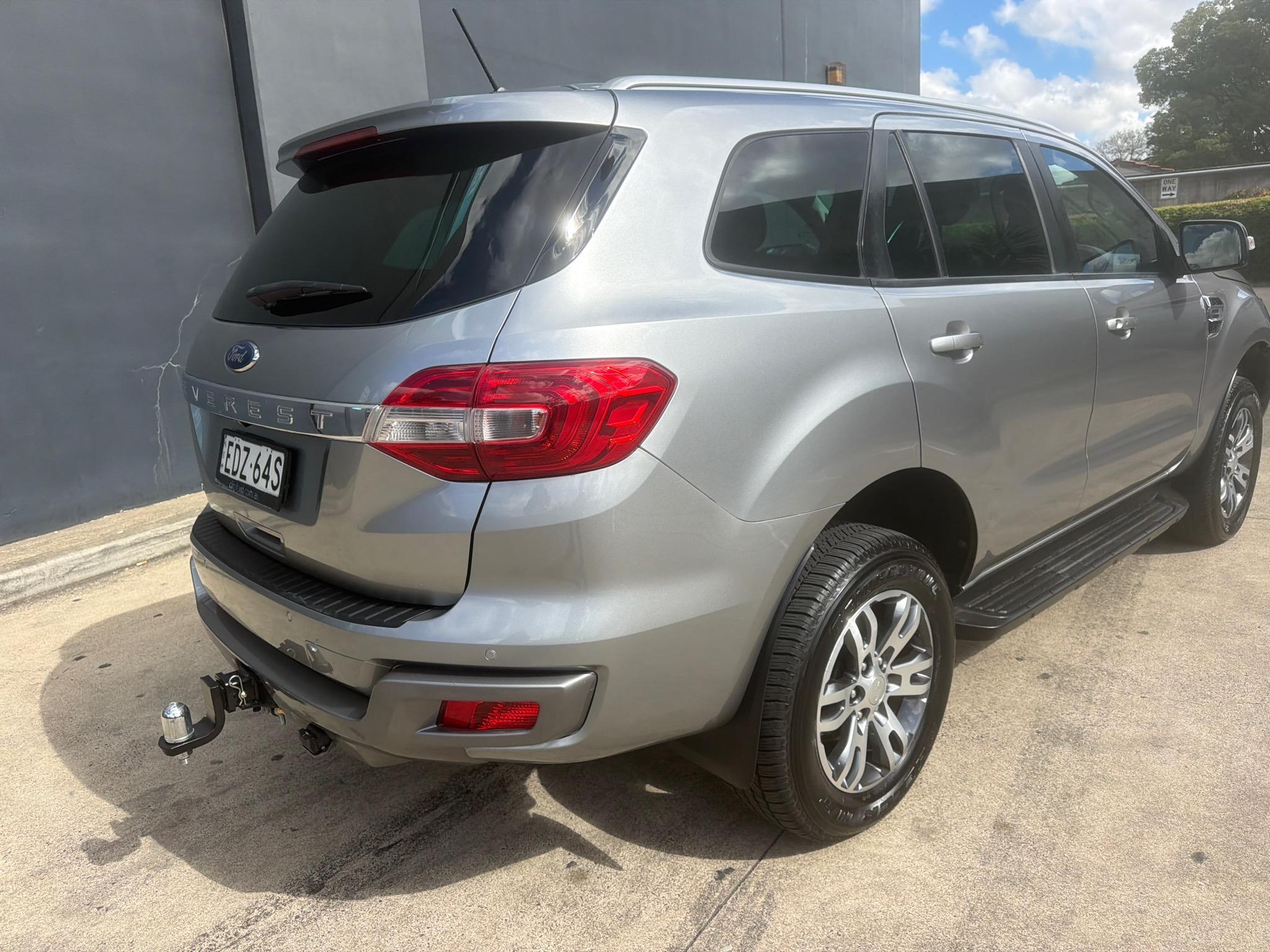 FORD EVEREST UA II TREND WAGON 7ST 5DR SPTS AUTO 10SP, RWD 2.0DTT [MY19] image 3