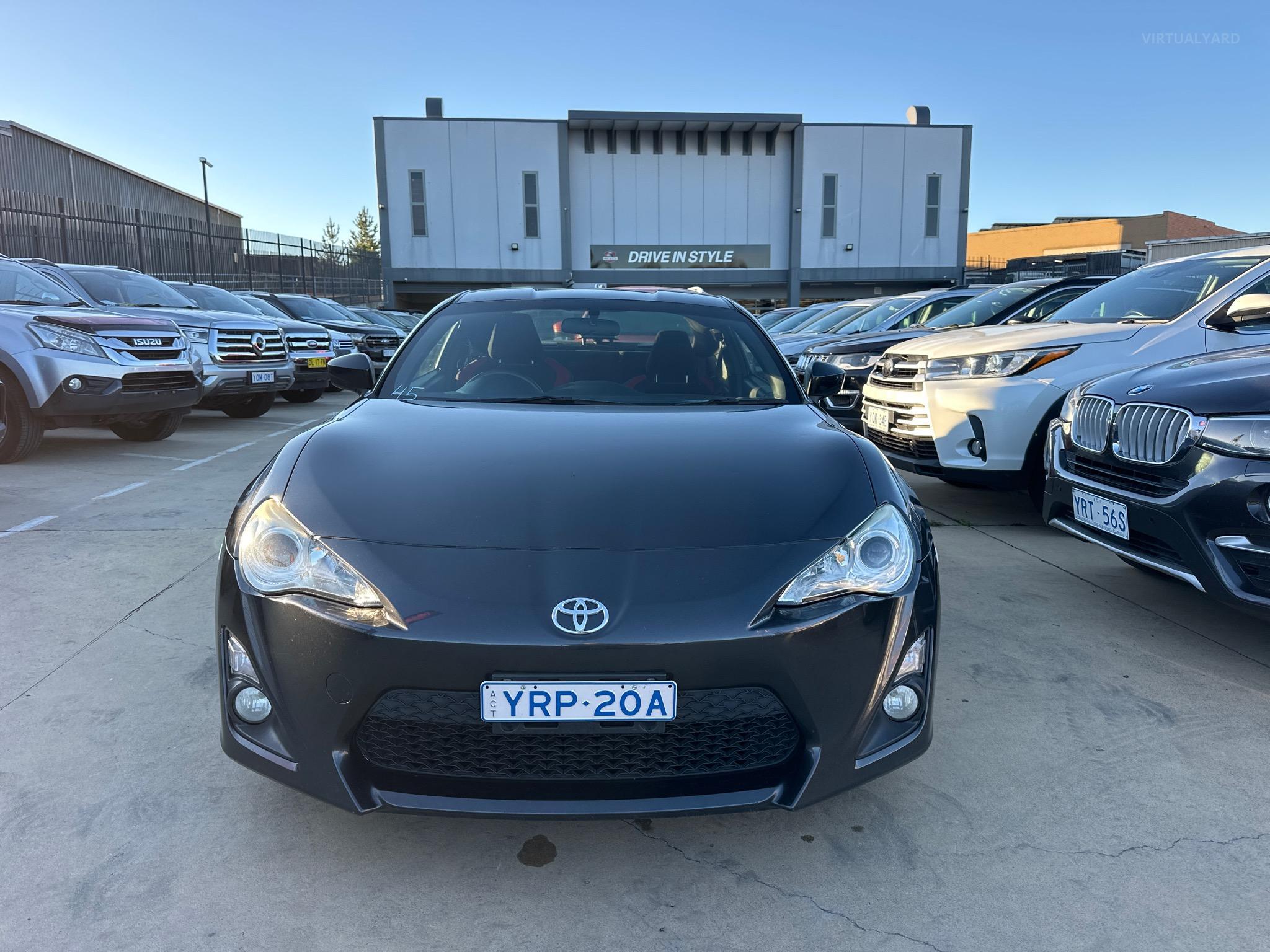 TOYOTA 86