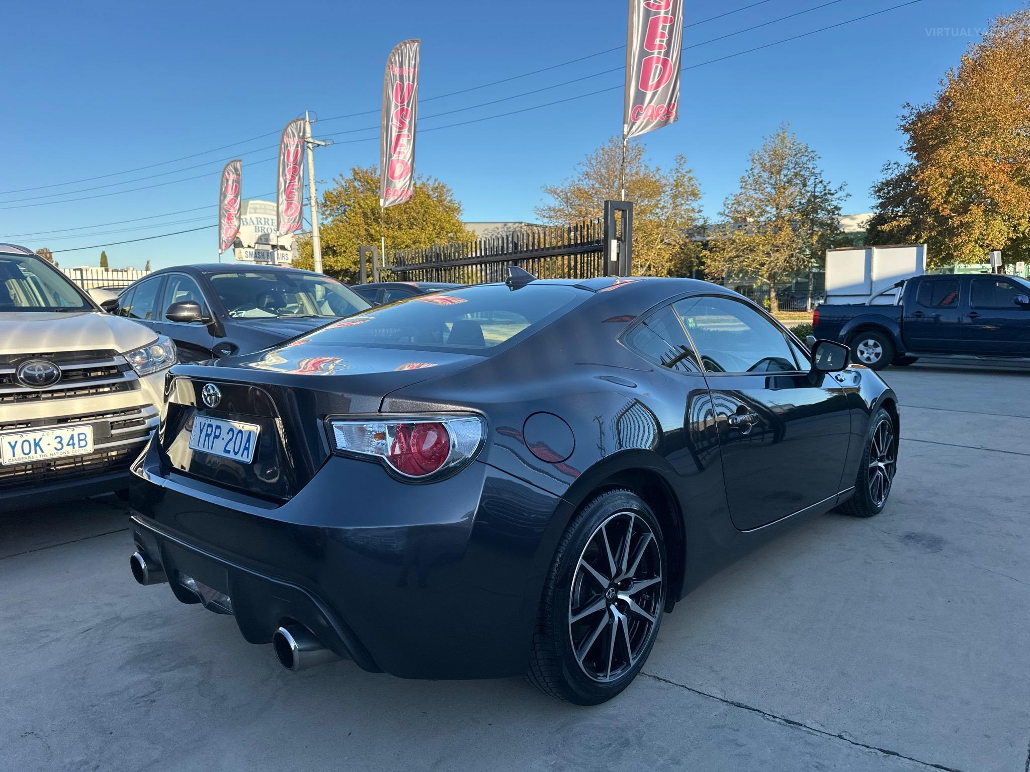 TOYOTA 86