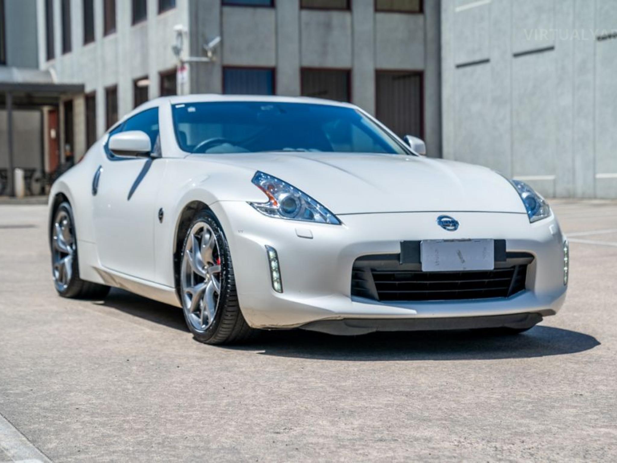 NISSAN 370Z