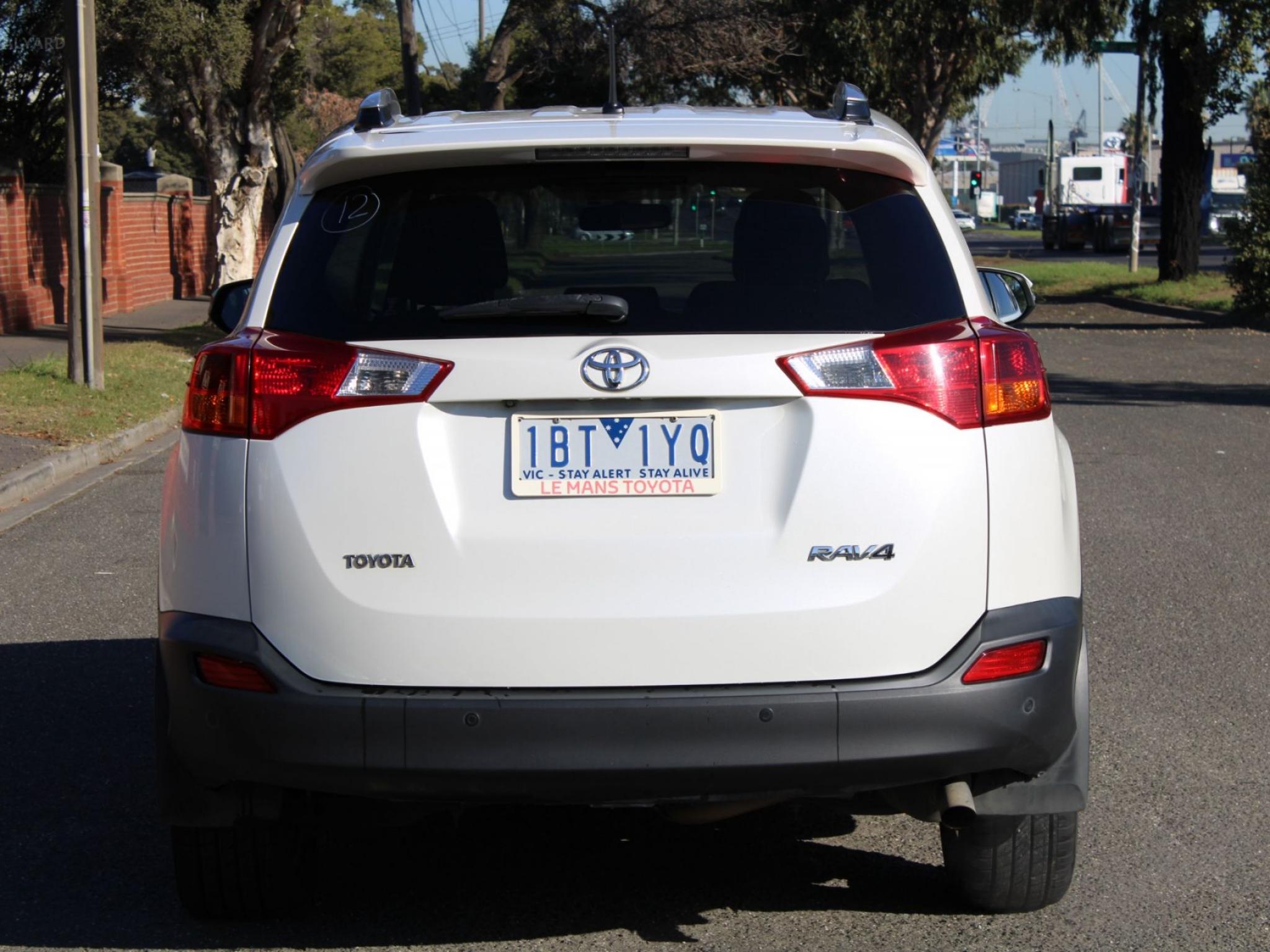 TOYOTA RAV4