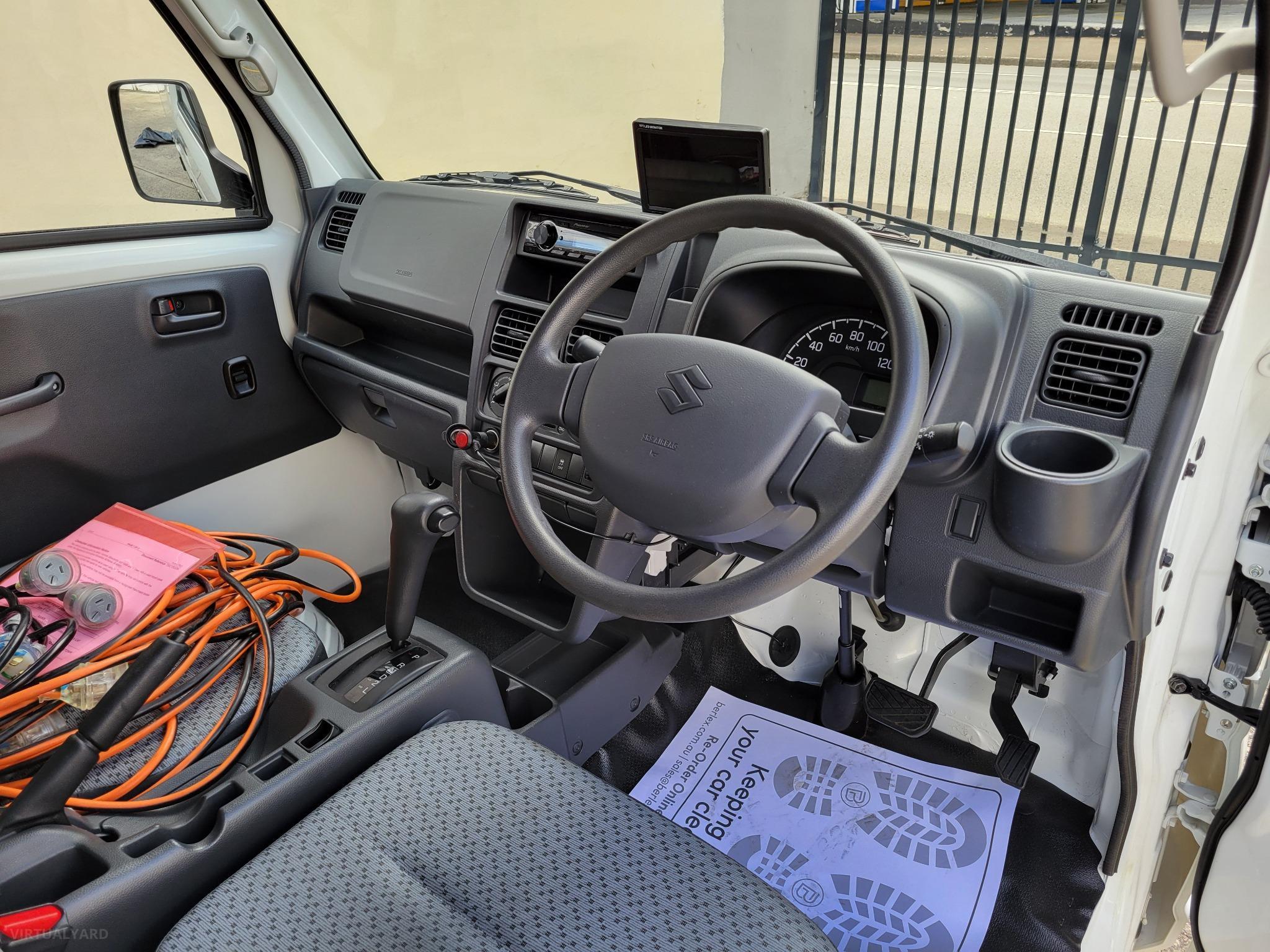 SUZUKI CARRY Food service cart