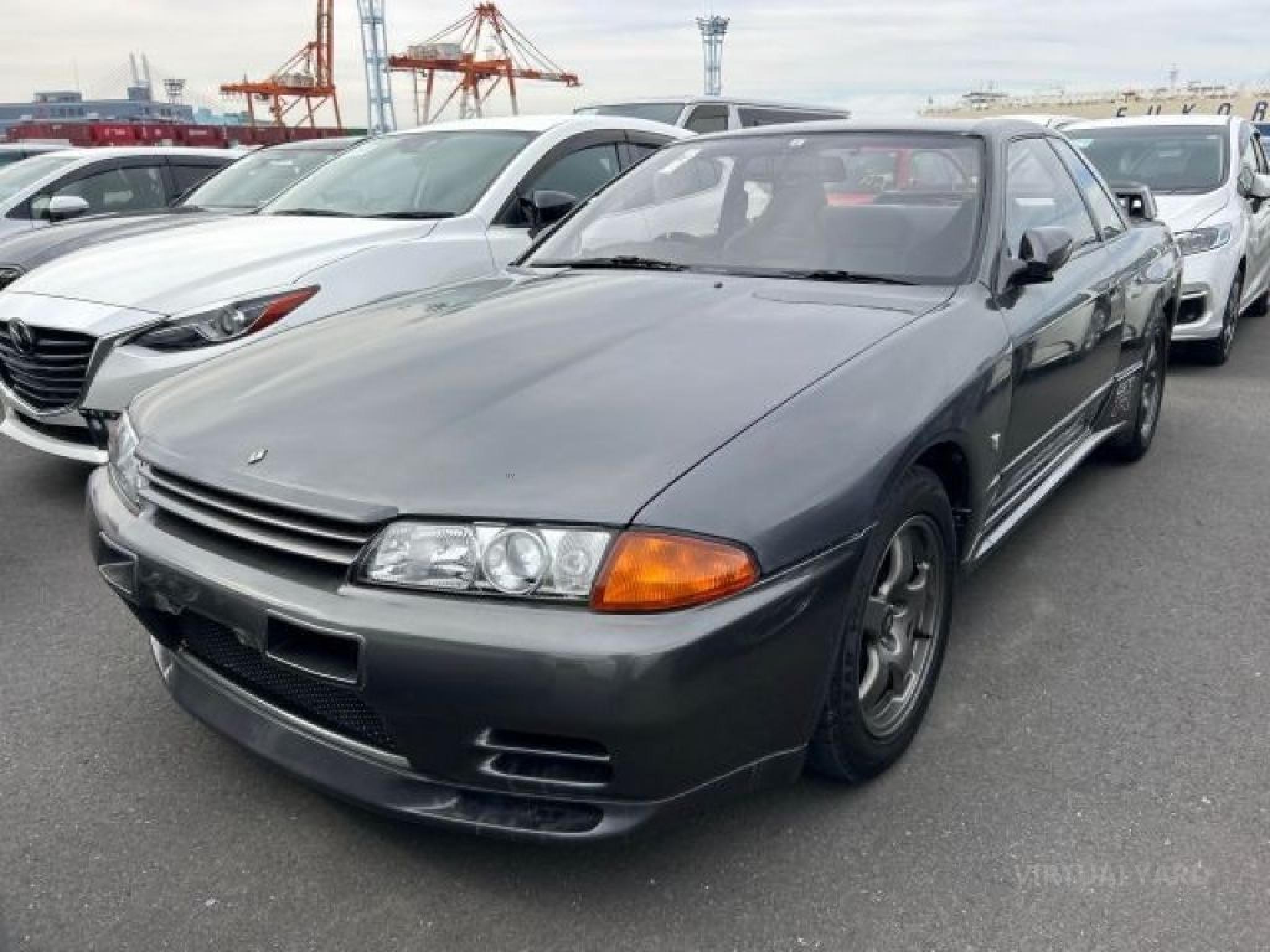 NISSAN SKYLINE