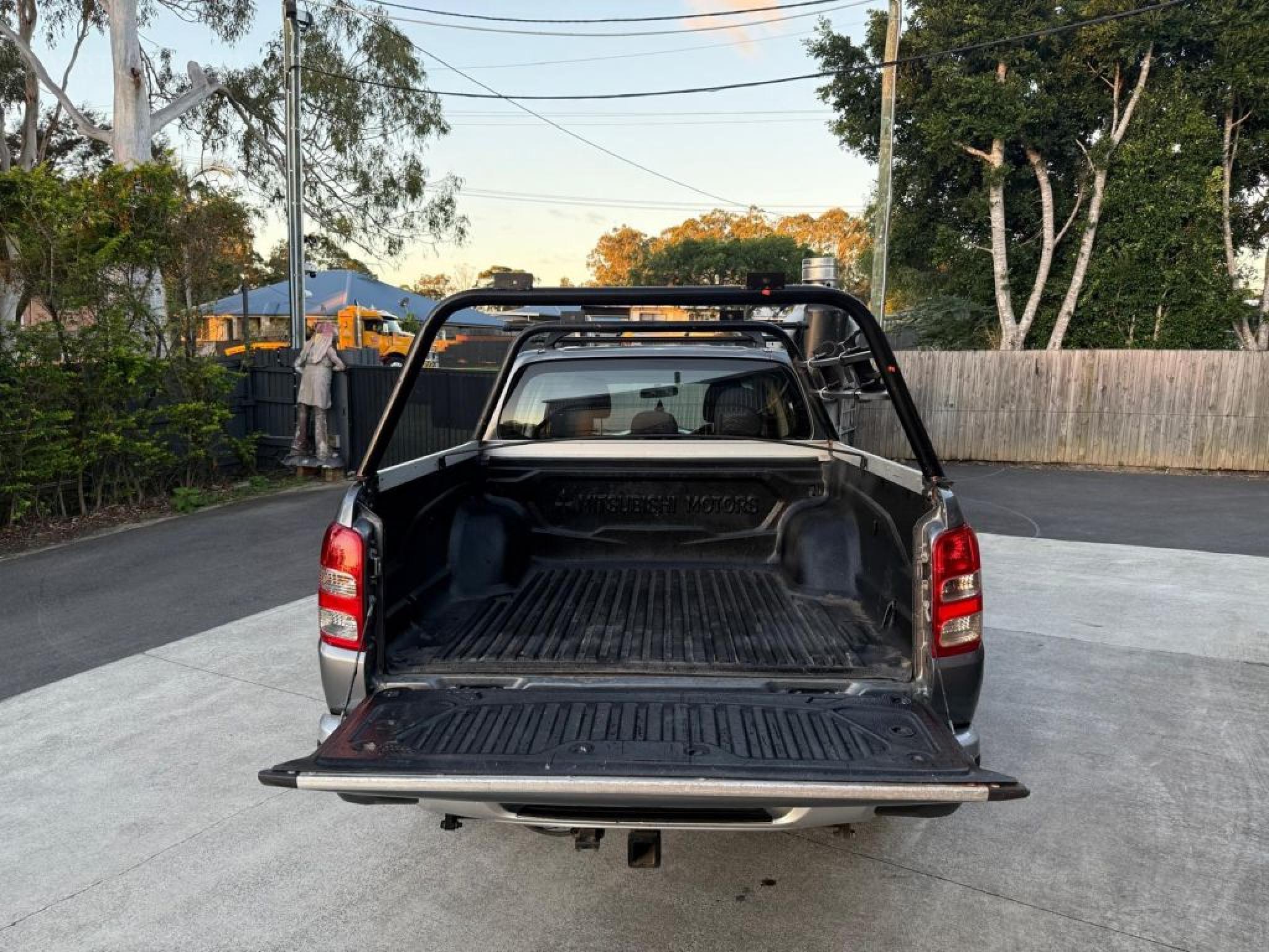 Mitsubishi Triton