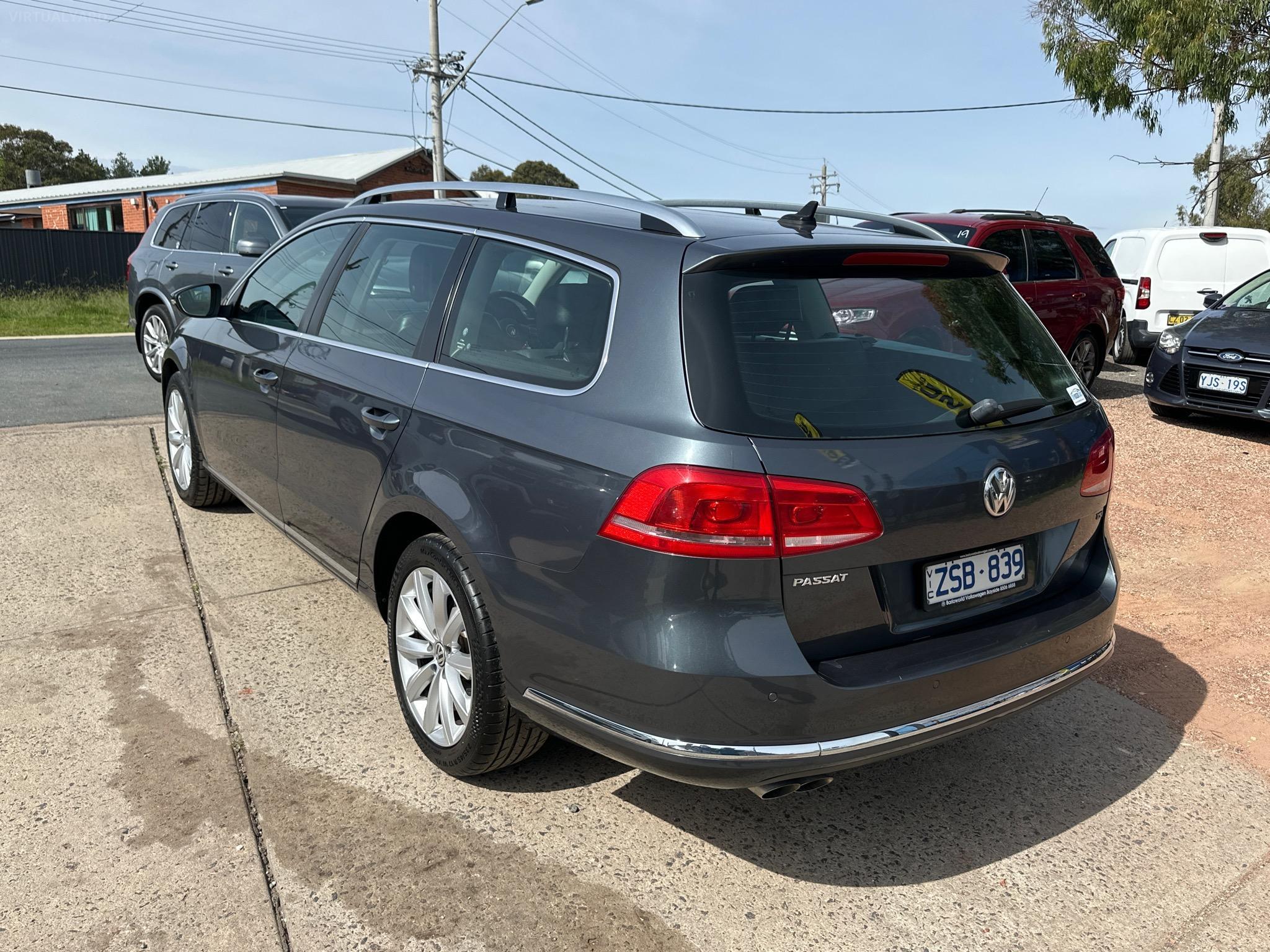 VOLKSWAGEN PASSAT