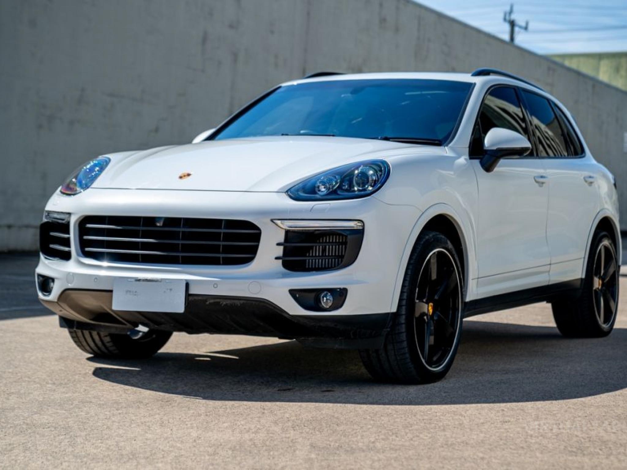 PORSCHE CAYENNE