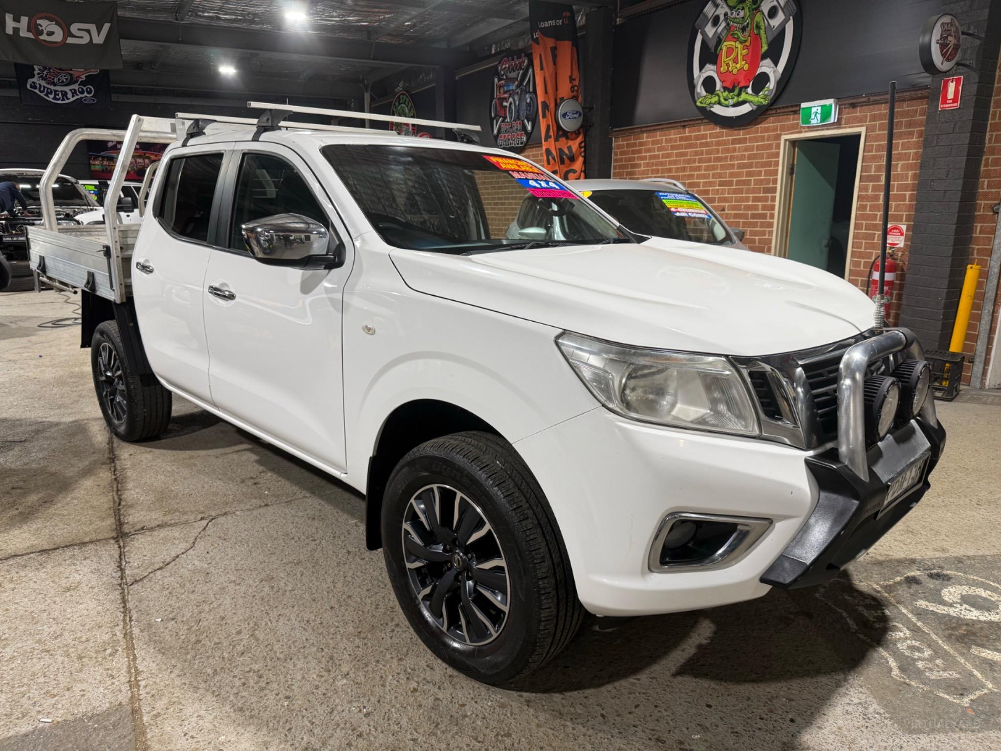 NISSAN NAVARA