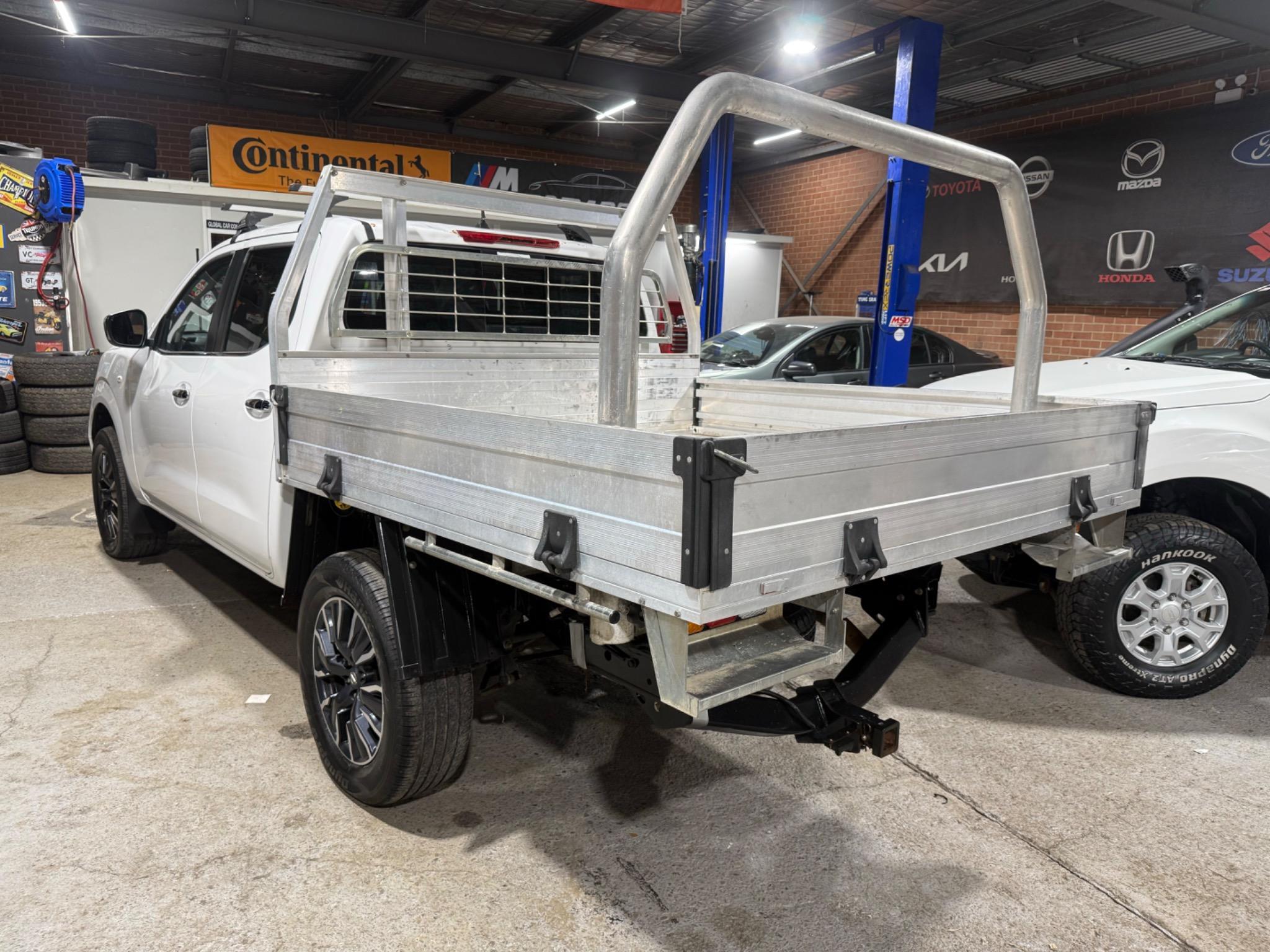 NISSAN NAVARA
