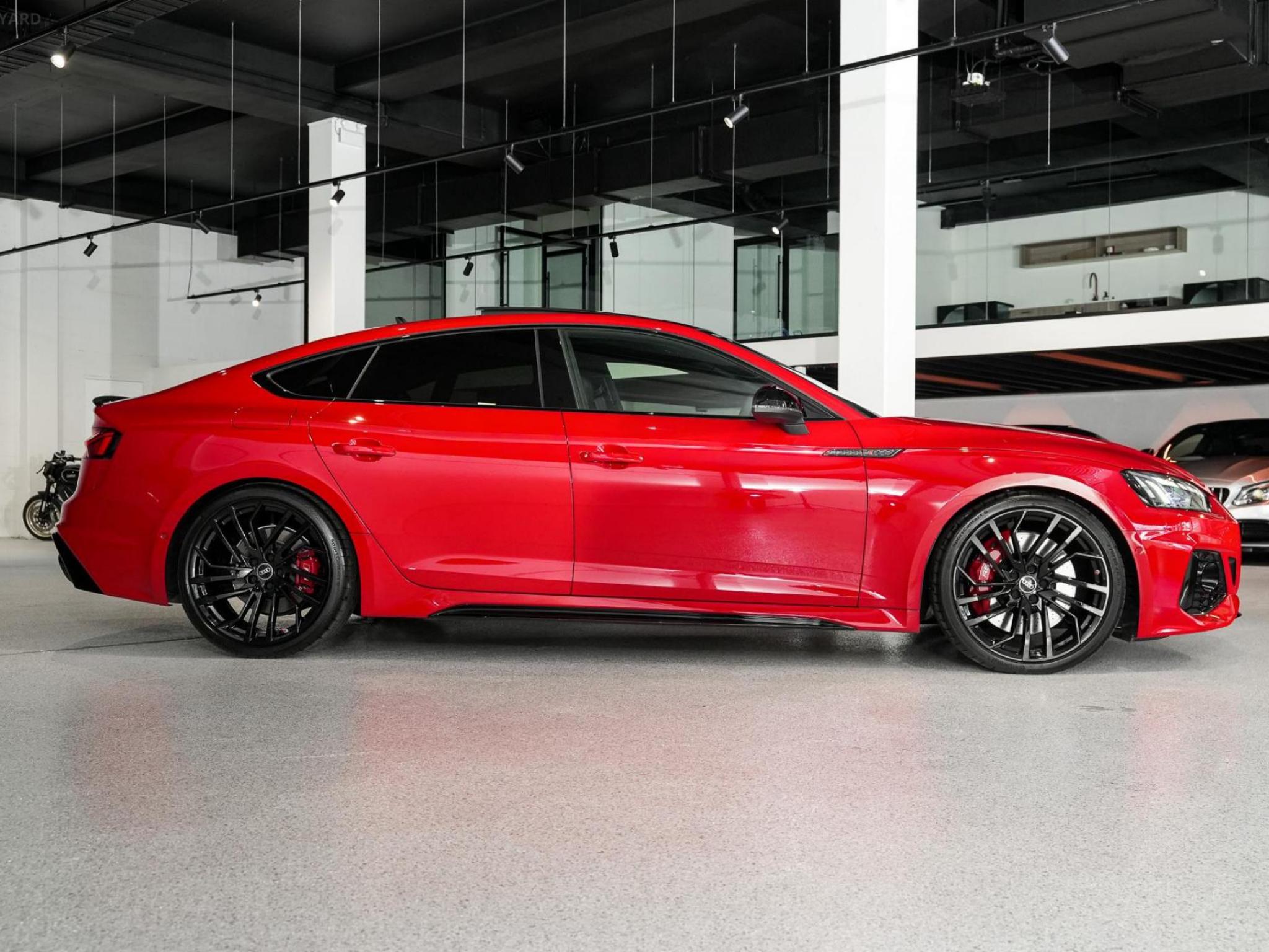 AUDI RS 5