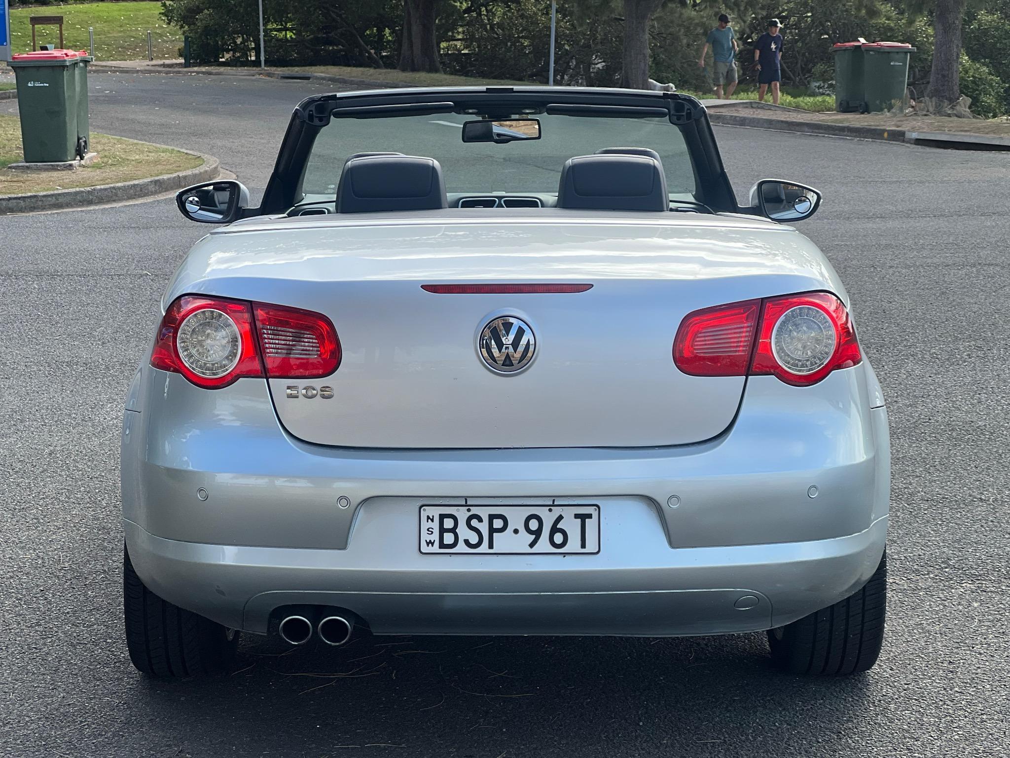 VOLKSWAGEN EOS