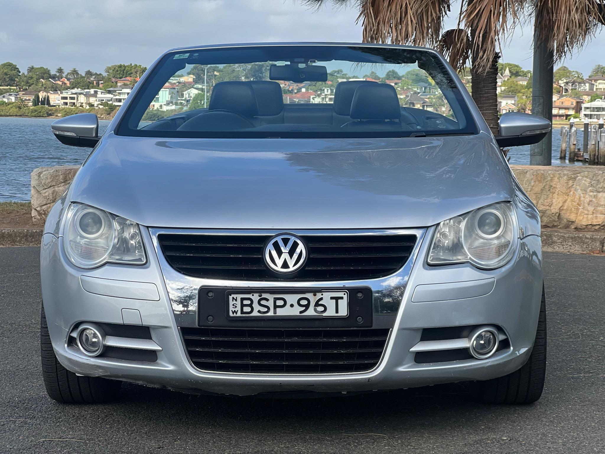 VOLKSWAGEN EOS