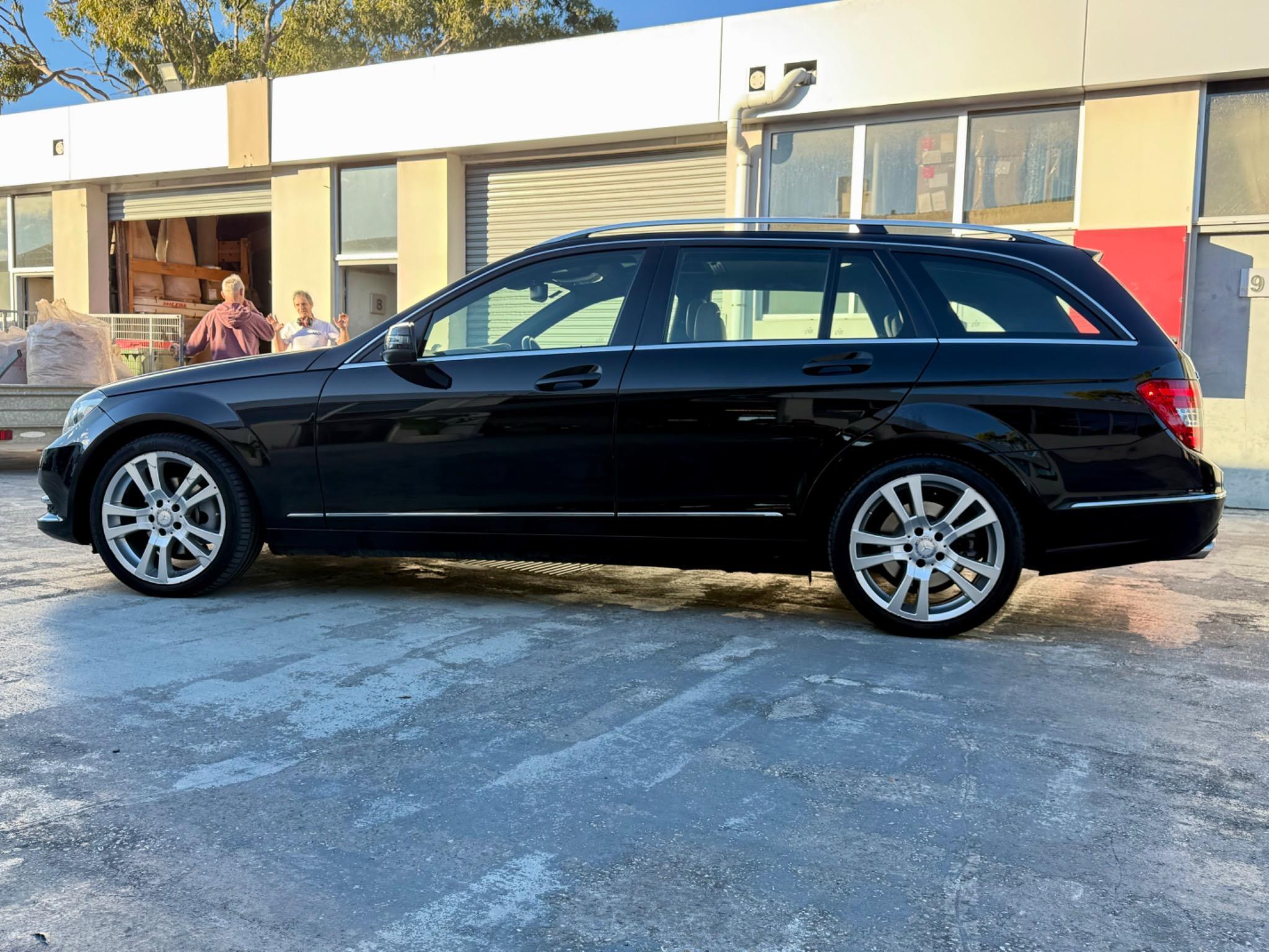 MERCEDES-BENZ C250