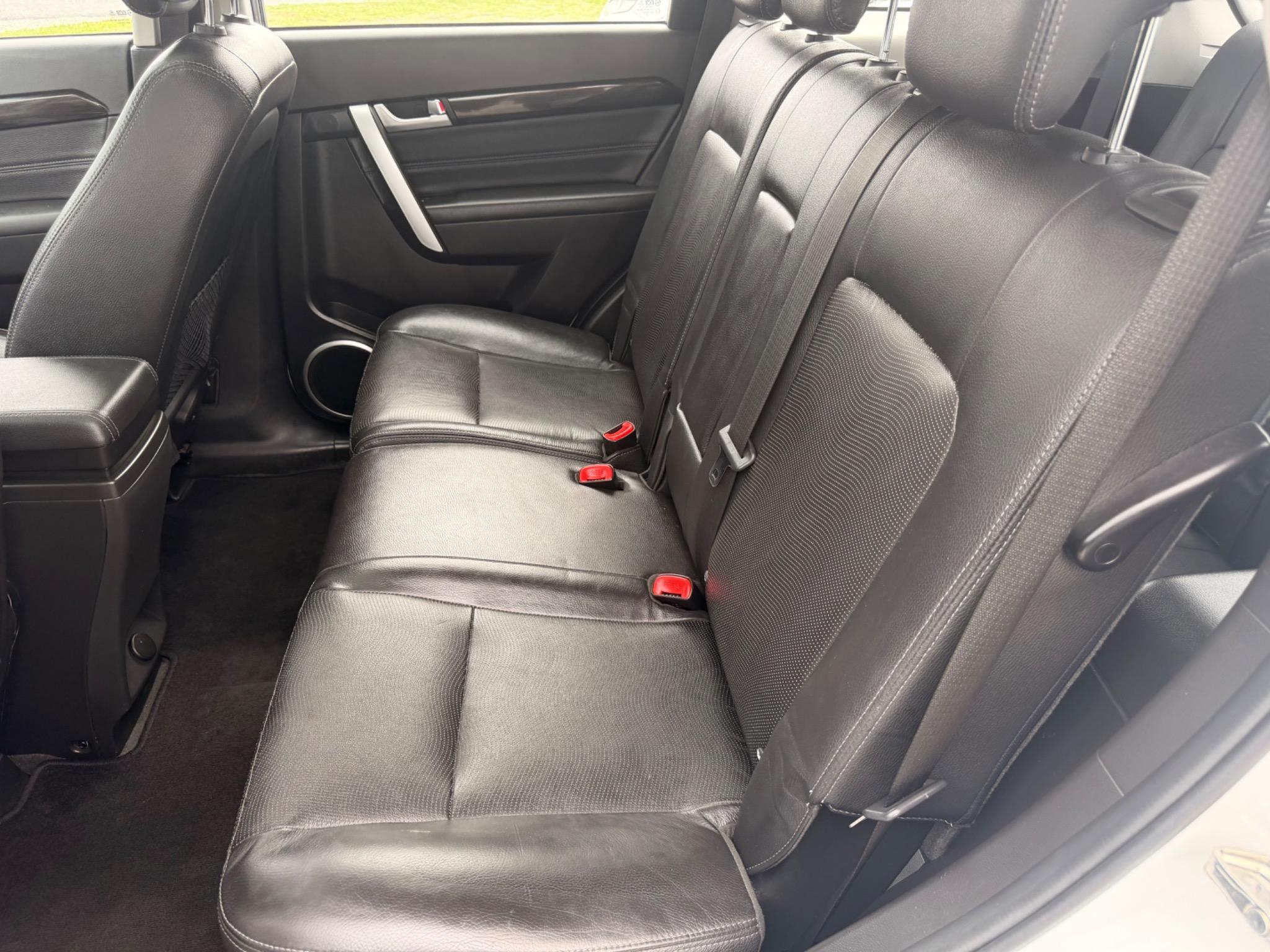HOLDEN CAPTIVA