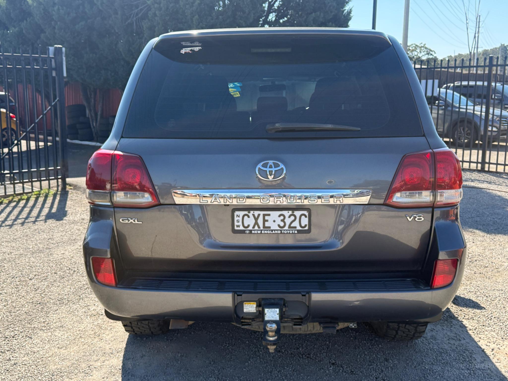 TOYOTA LANDCRUISER