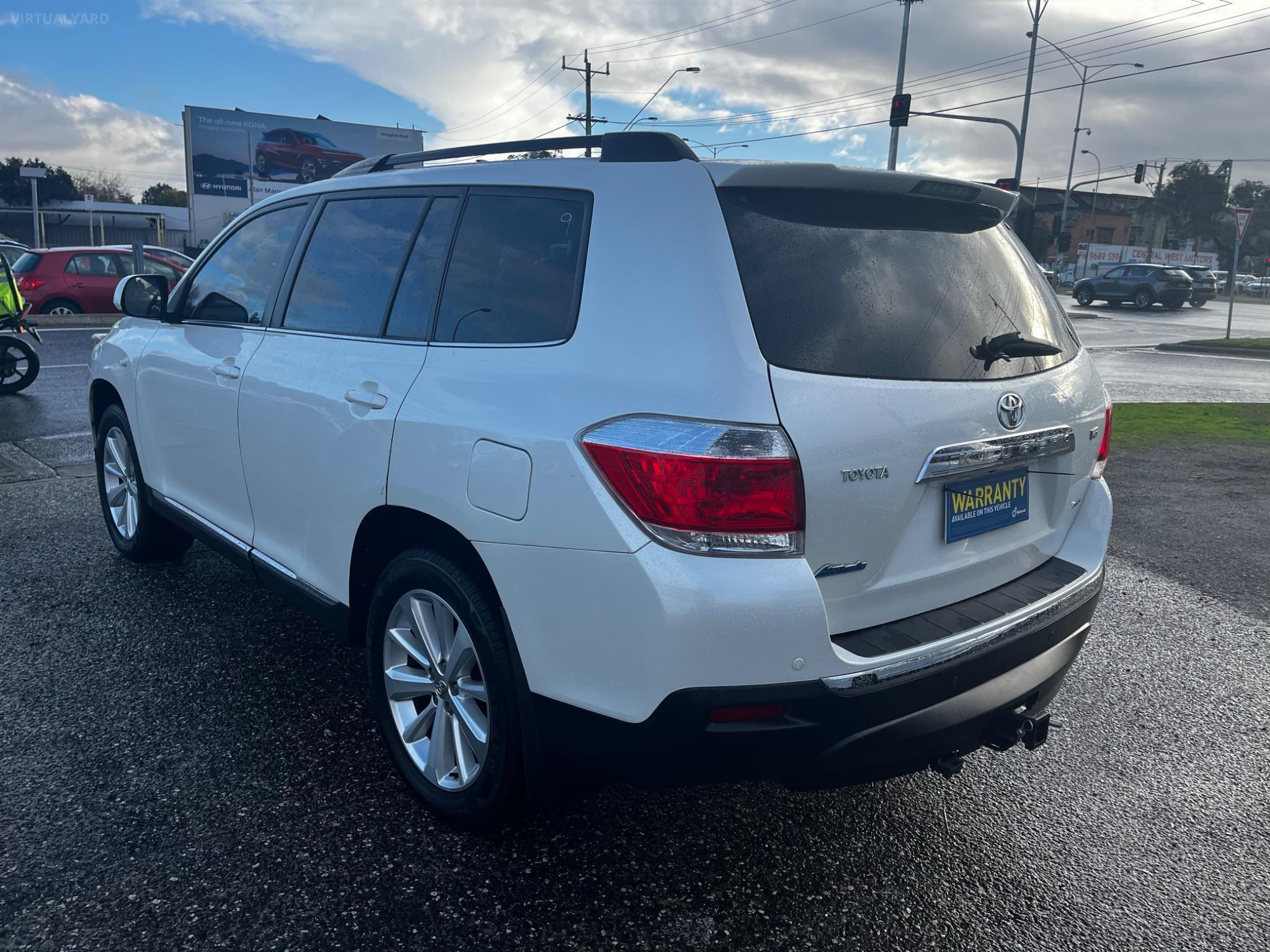 TOYOTA KLUGER