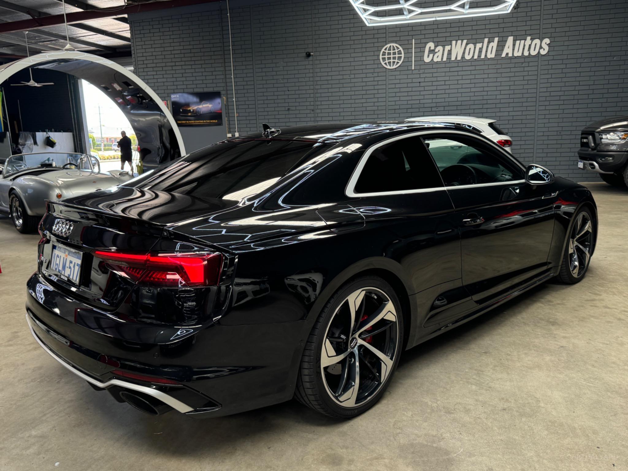 AUDI RS 5