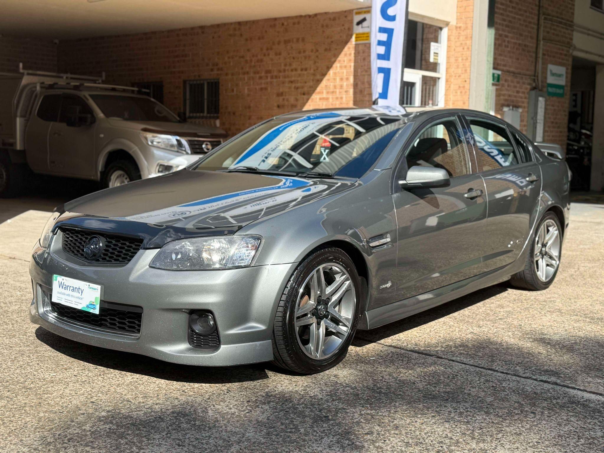 HOLDEN COMMODORE