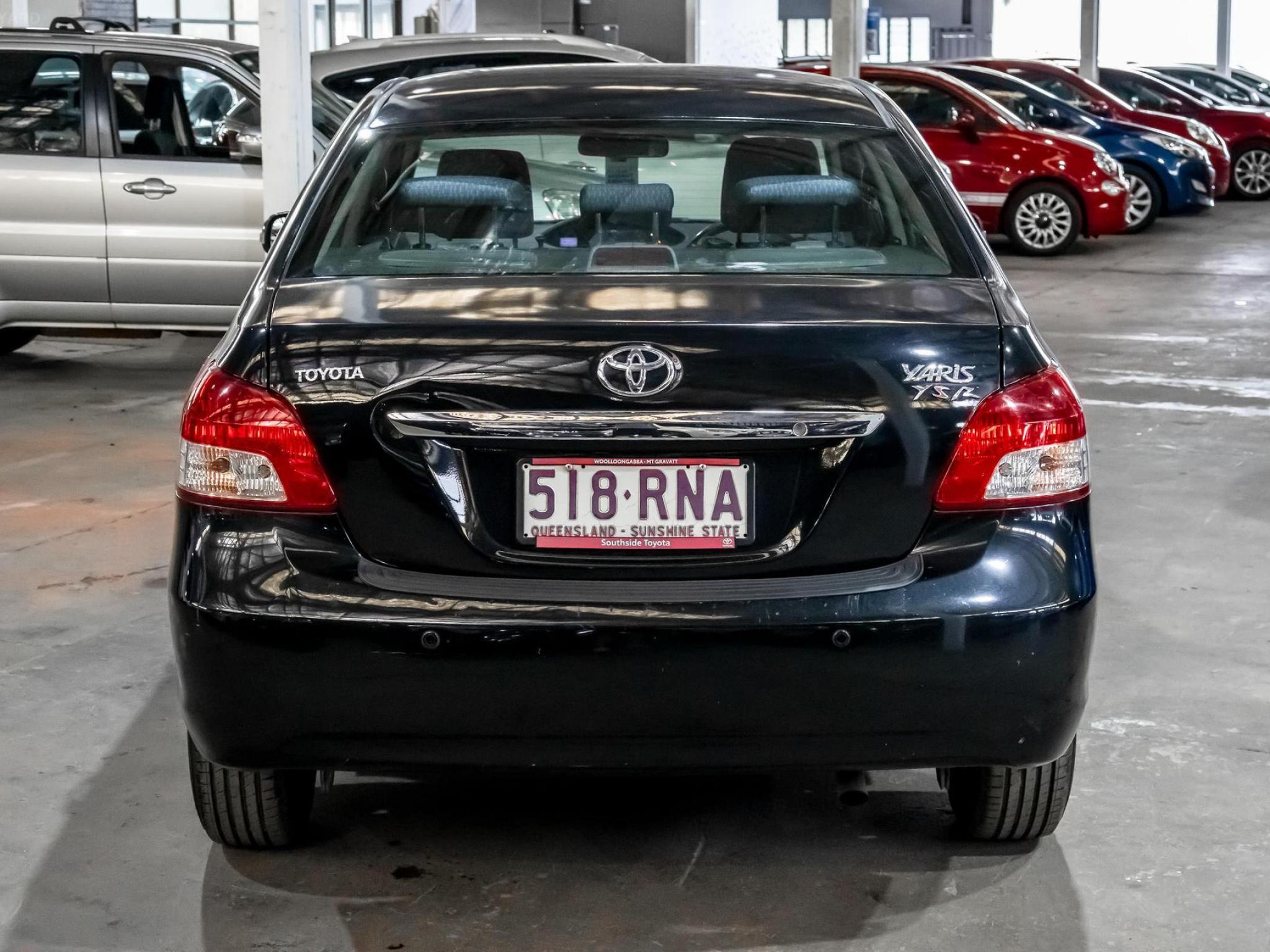TOYOTA YARIS