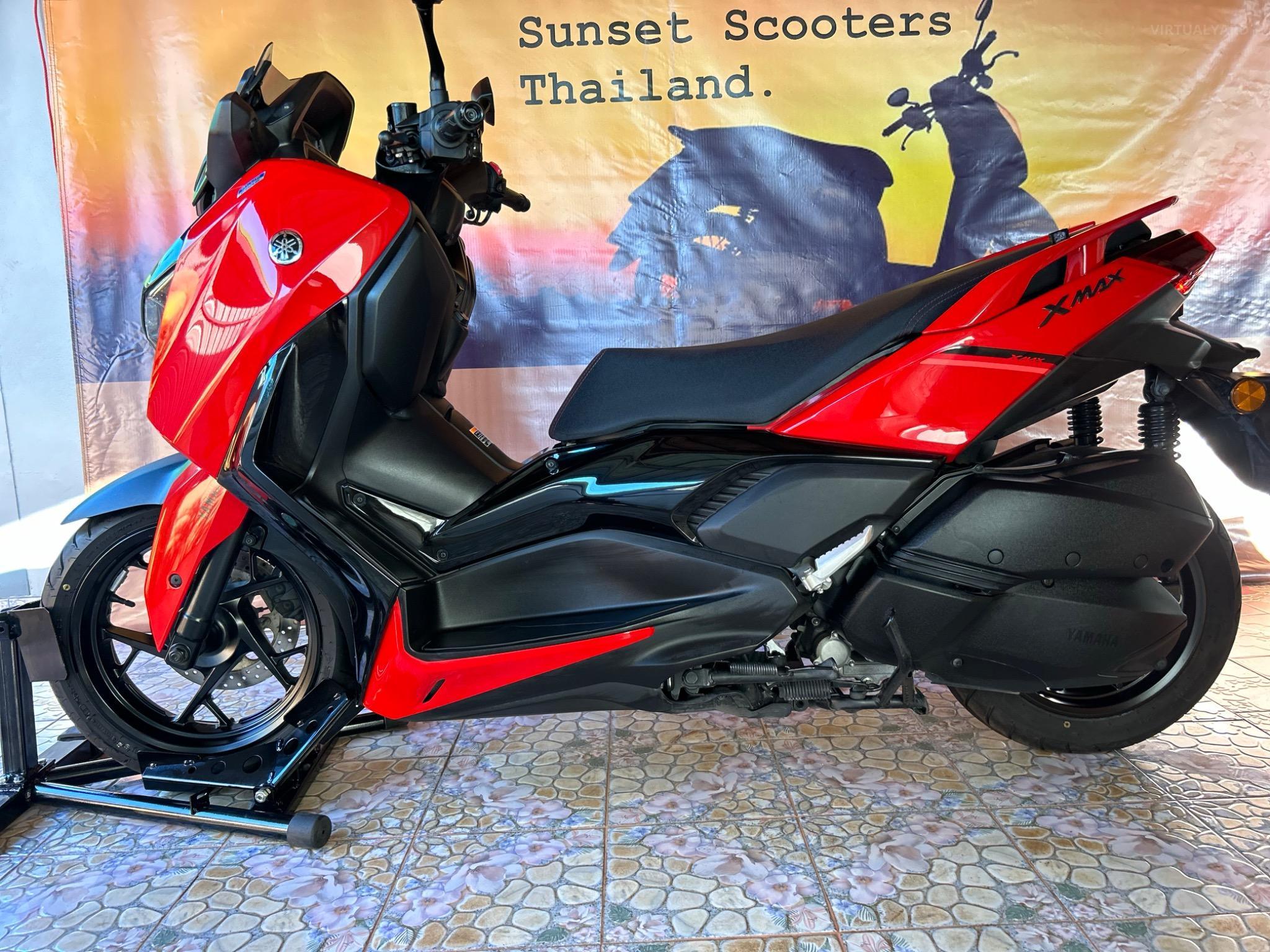 YAMAHA X-MAX 300 CONNECT