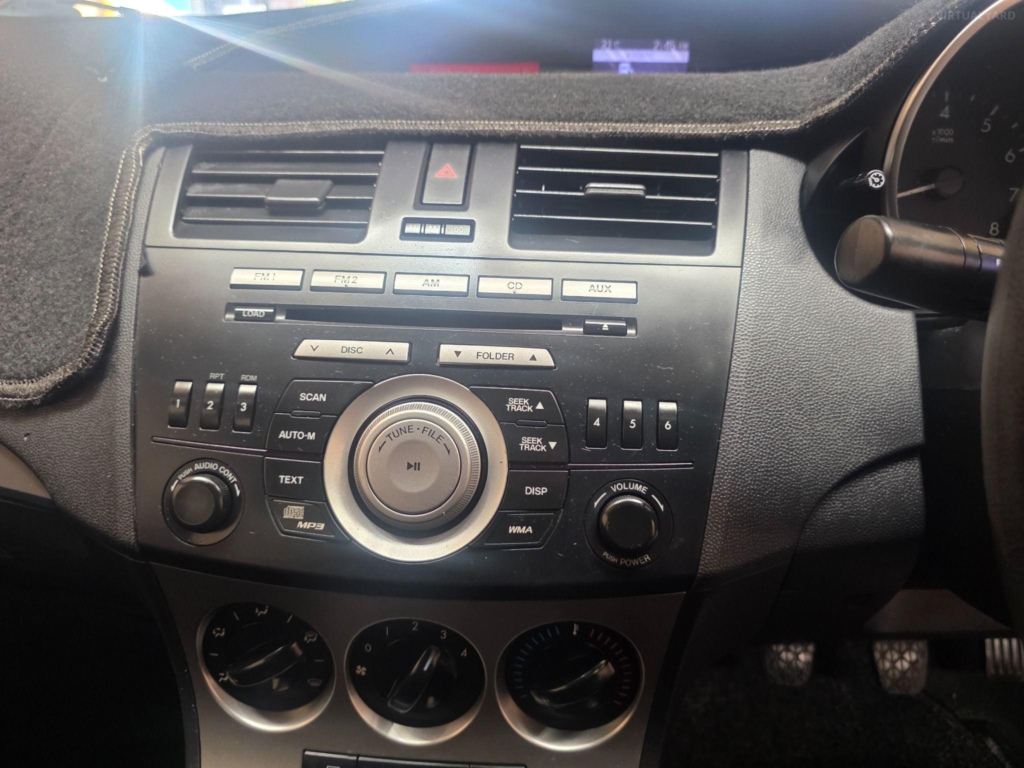 MAZDA MAZDA3