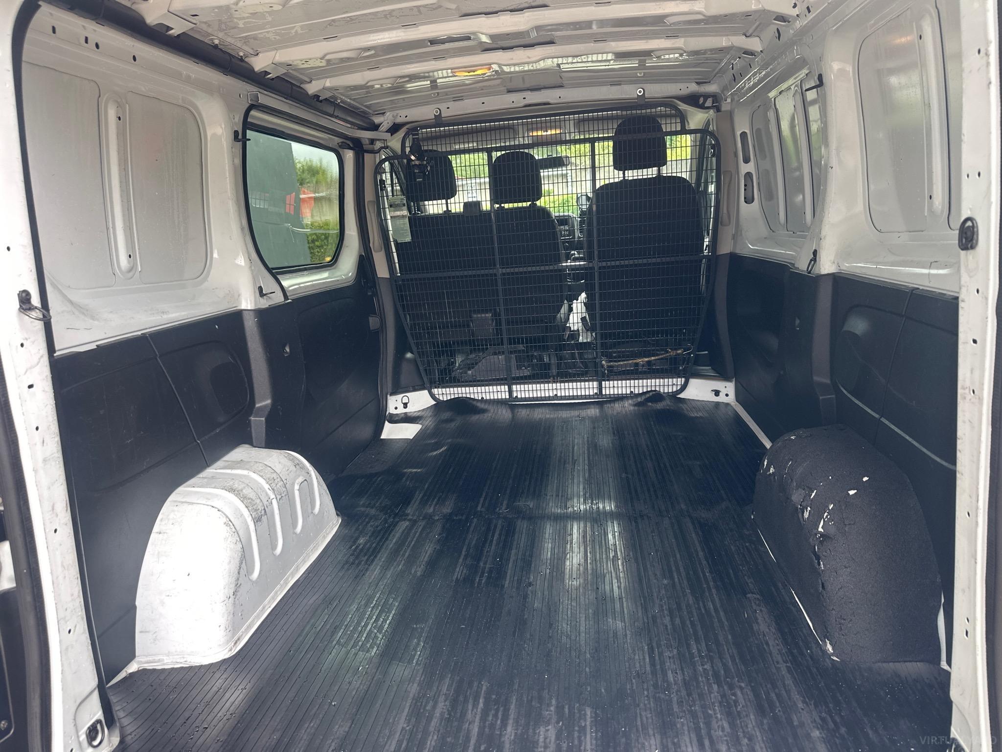 RENAULT TRAFIC X82 66KW VAN LOW ROOF SWB 4DR MAN 6SP 1235KG 1.6DT (L1H1) image 8