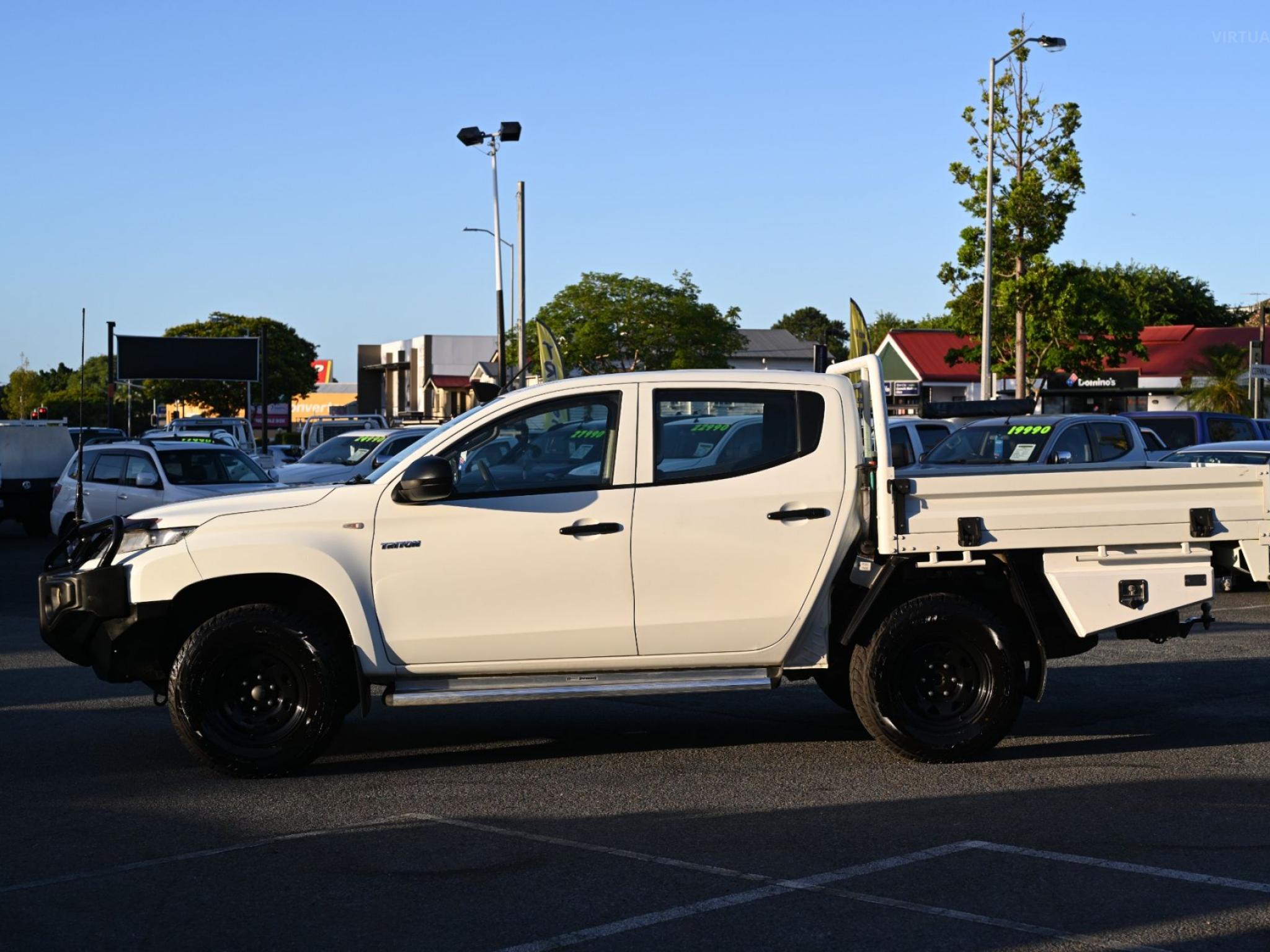 Mitsubishi Triton