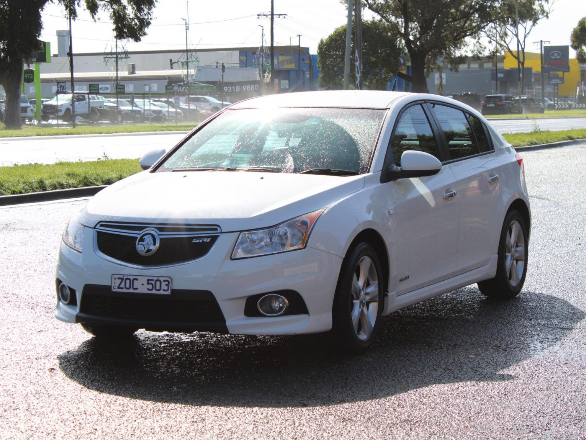 HOLDEN CRUZE