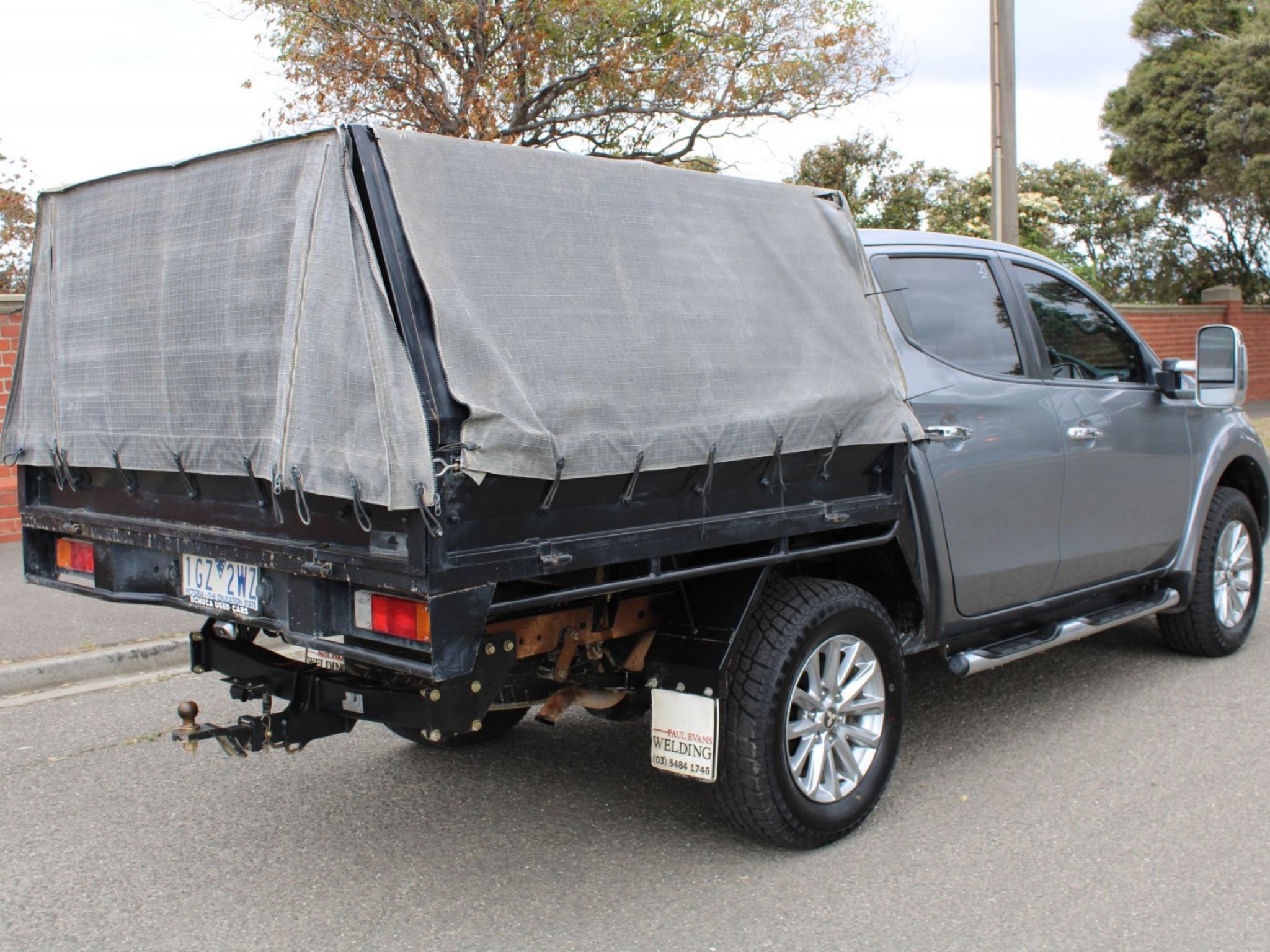 MITSUBISHI TRITON