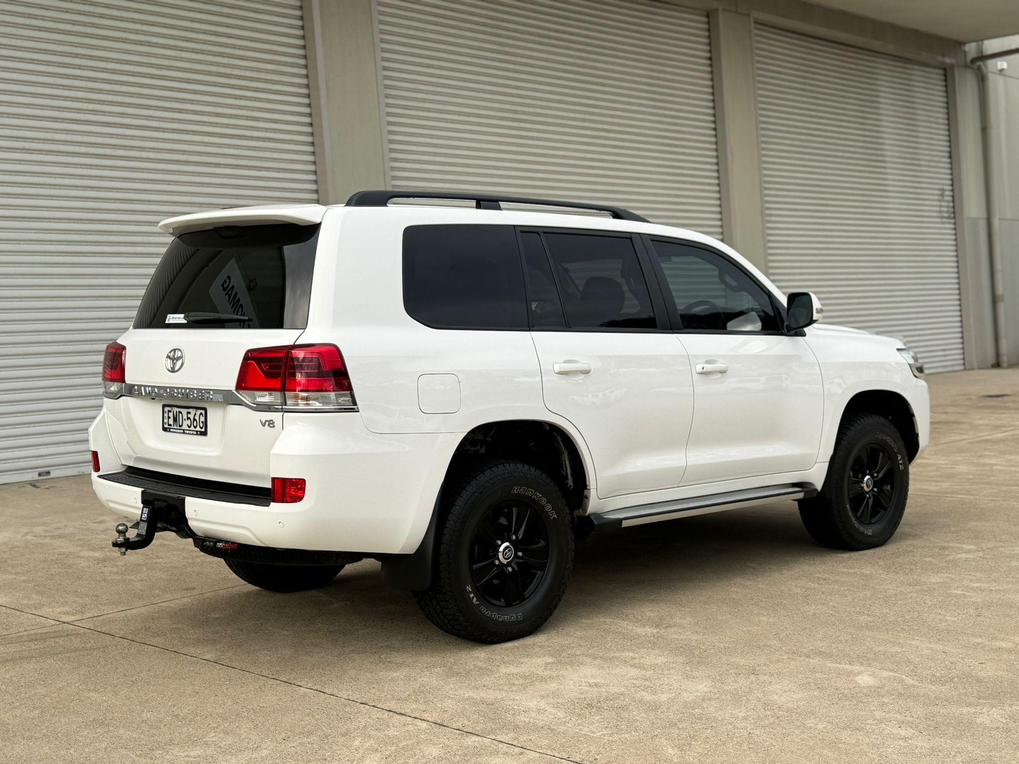 TOYOTA LANDCRUISER