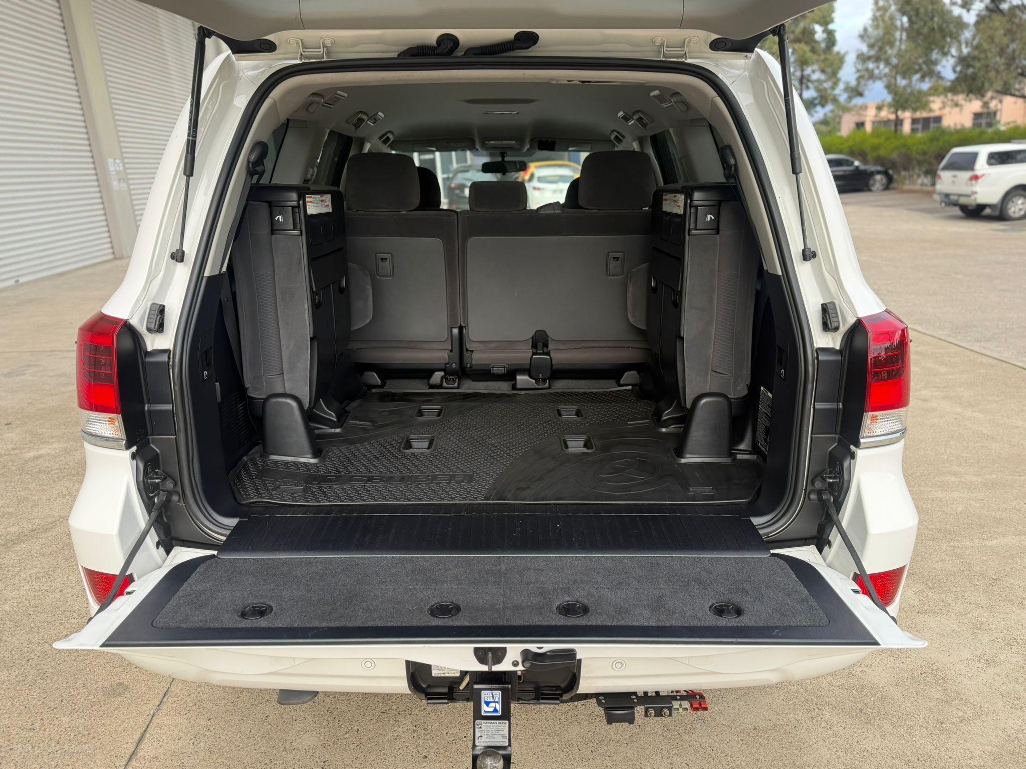 TOYOTA LANDCRUISER