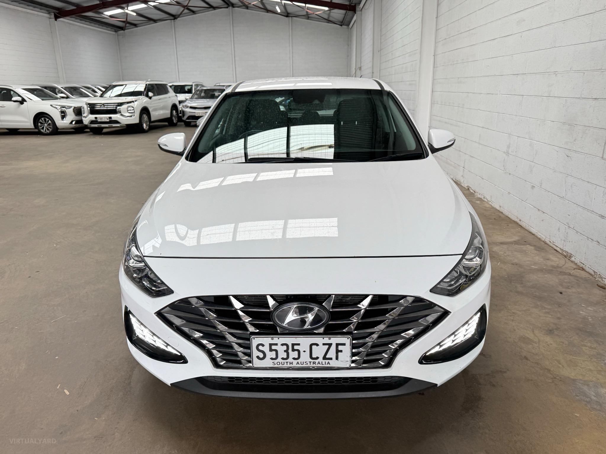 HYUNDAI i30