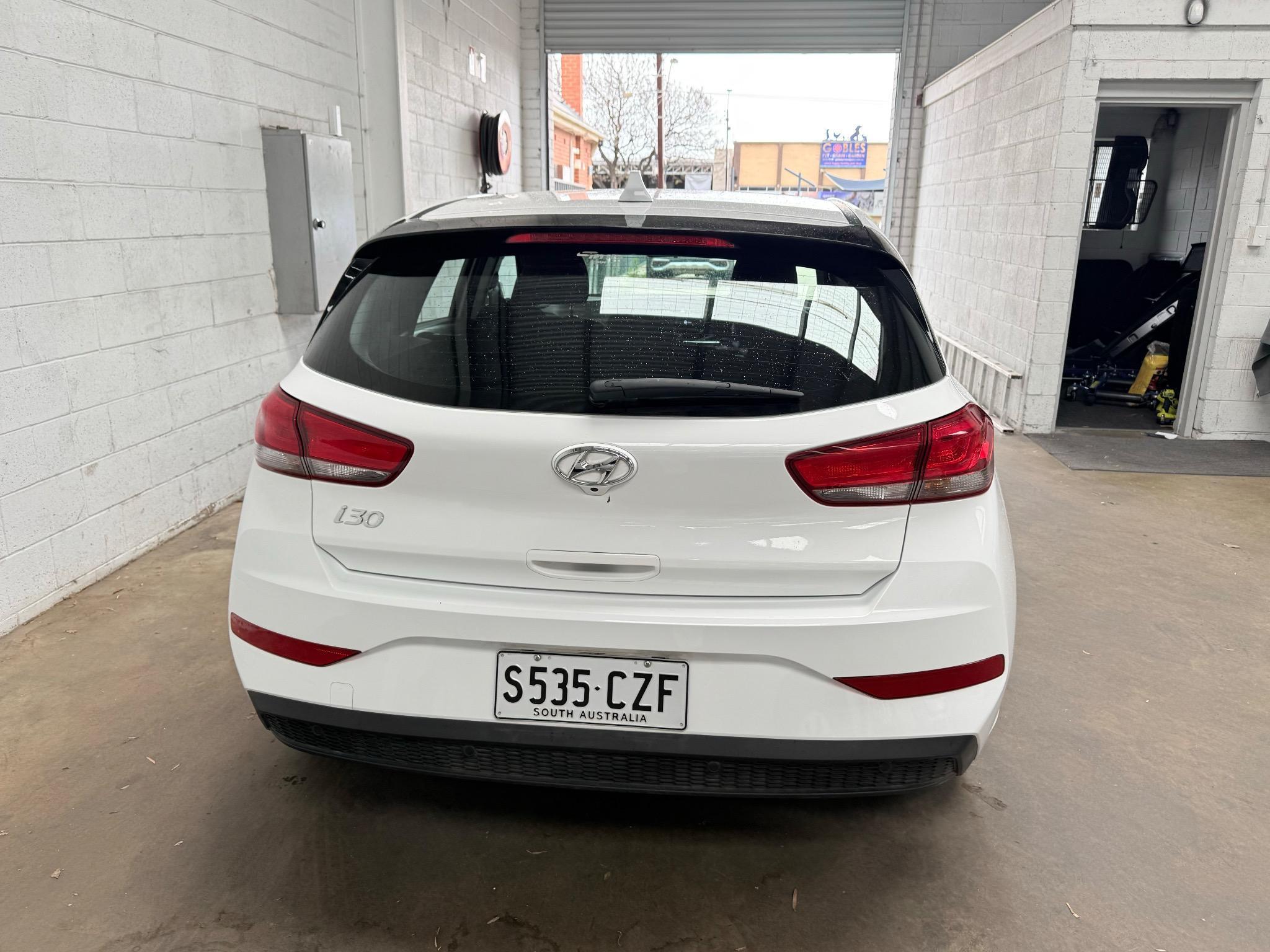 HYUNDAI i30