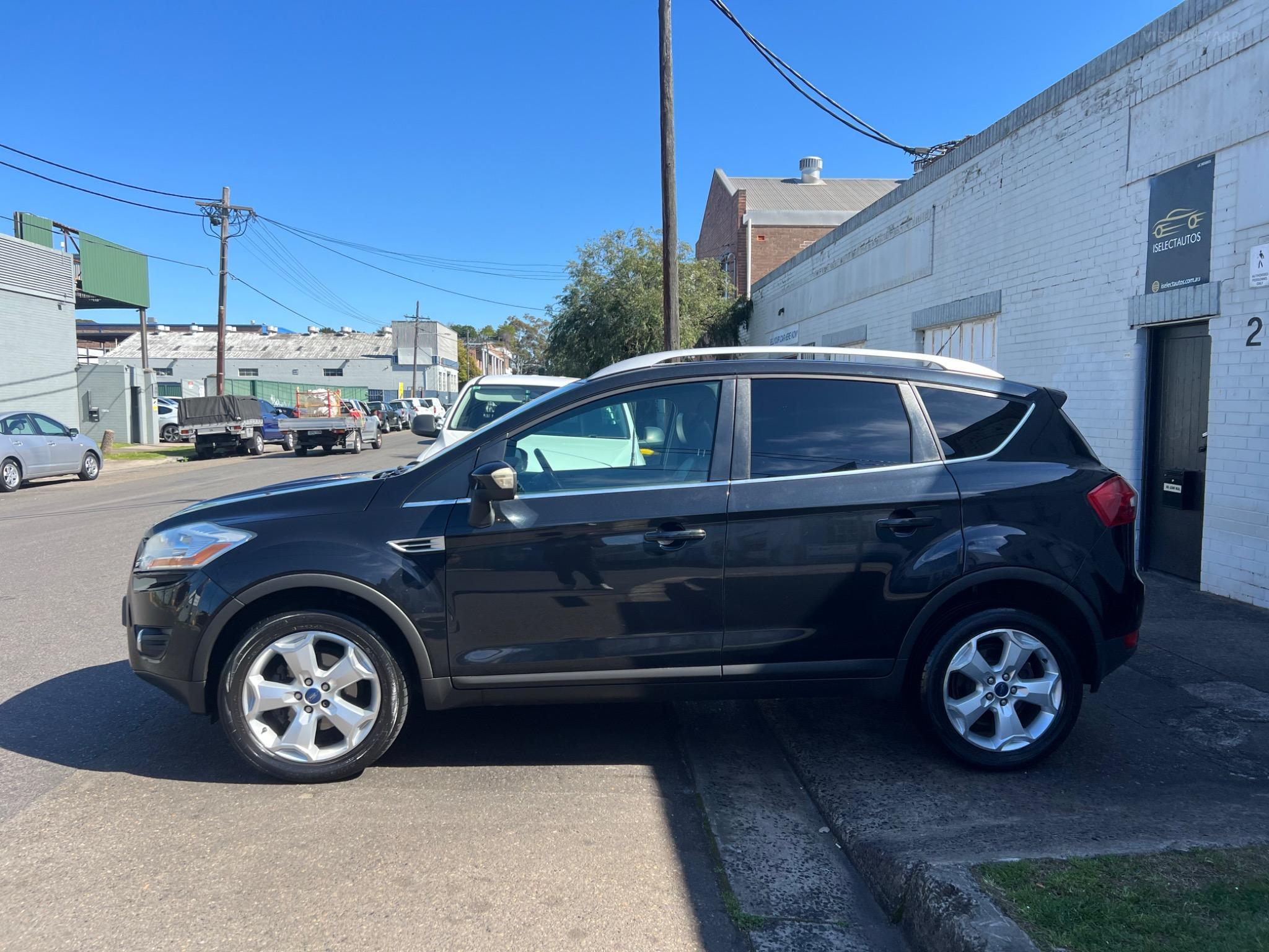 FORD KUGA