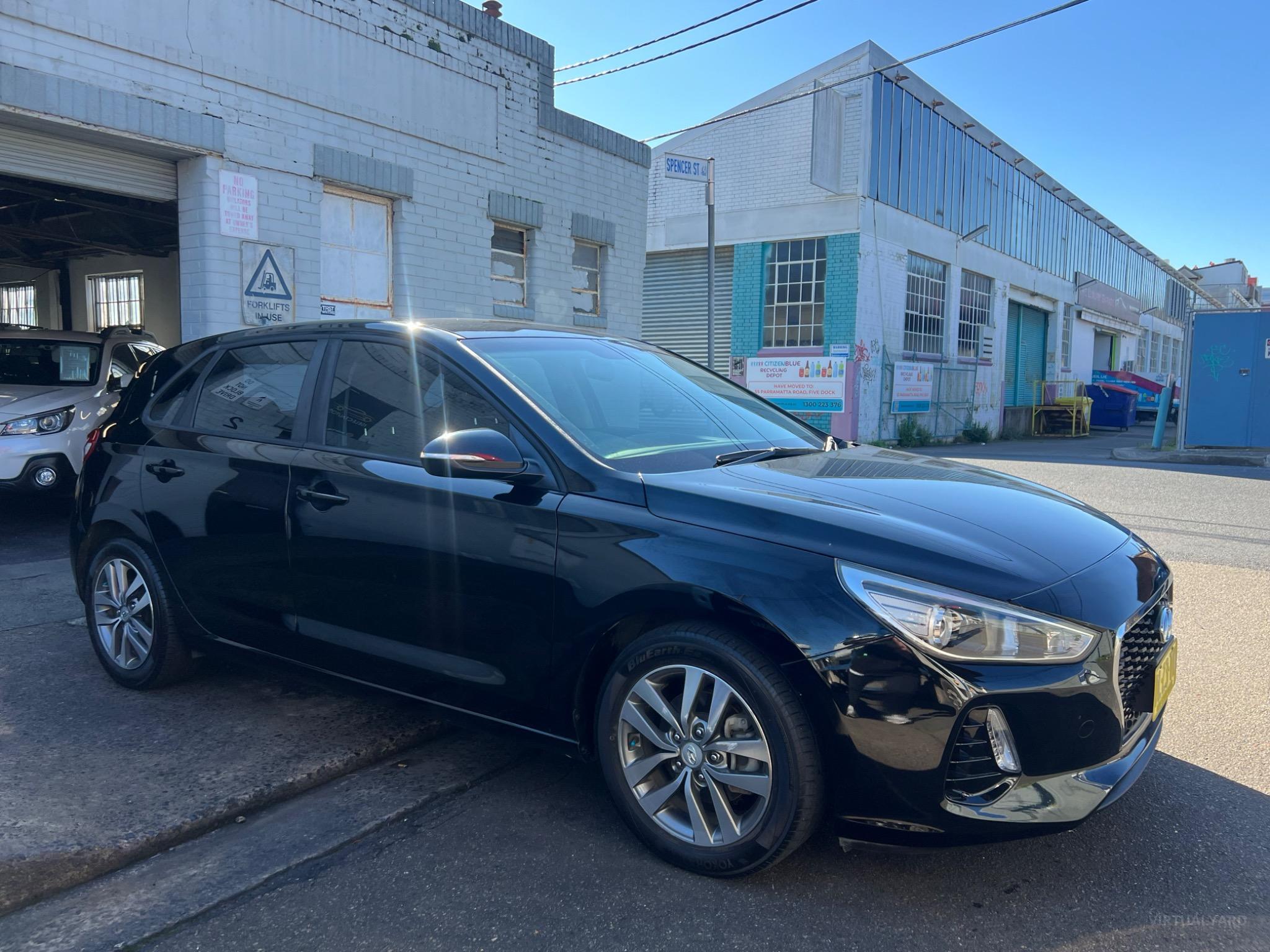 HYUNDAI i30