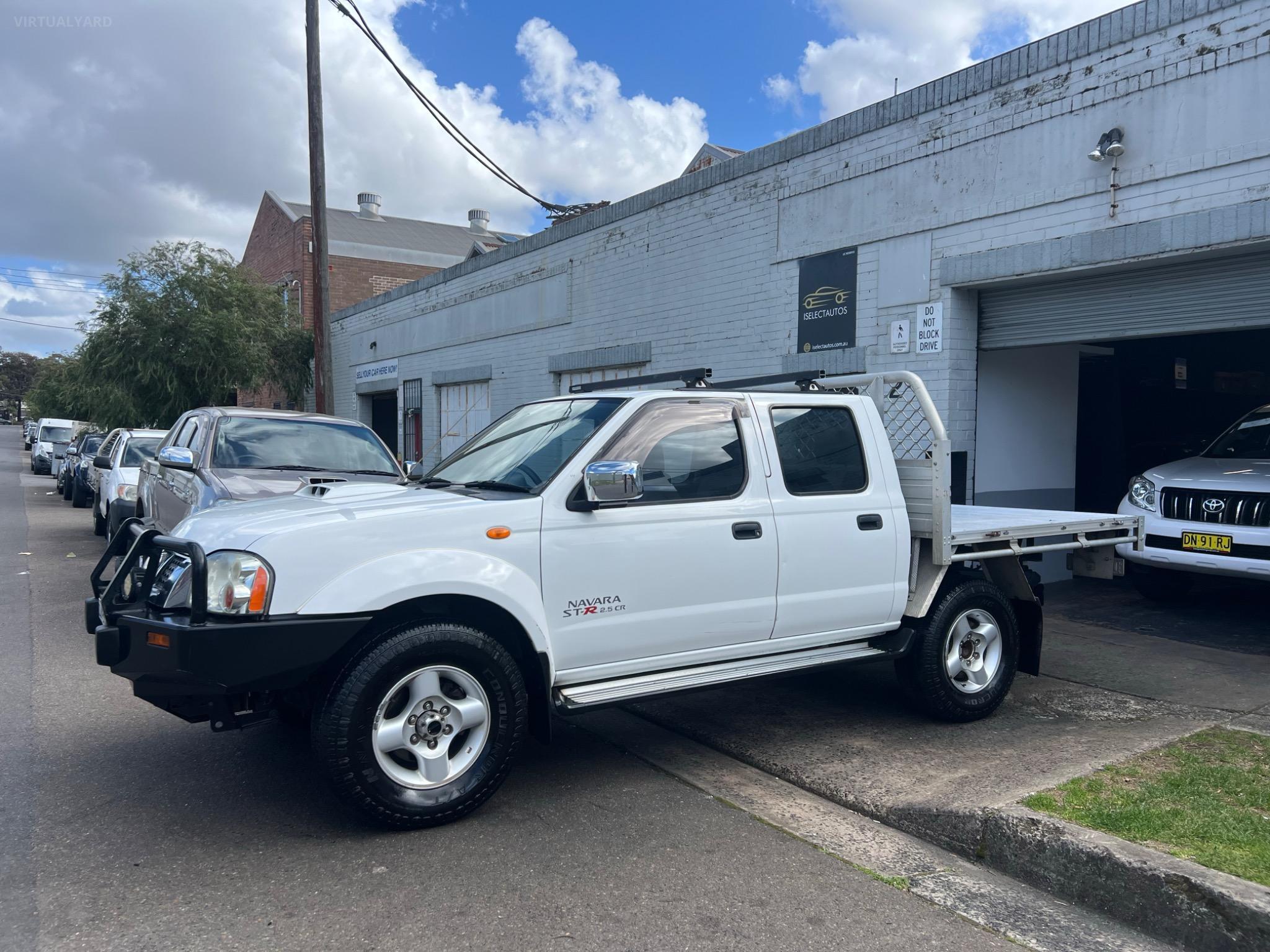 NISSAN NAVARA