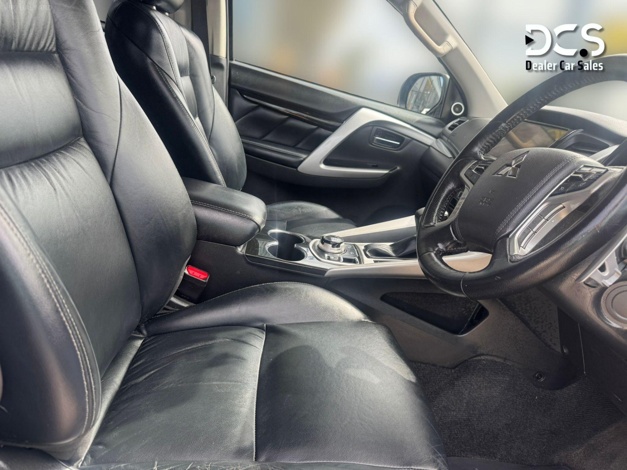 MITSUBISHI PAJERO SPORT