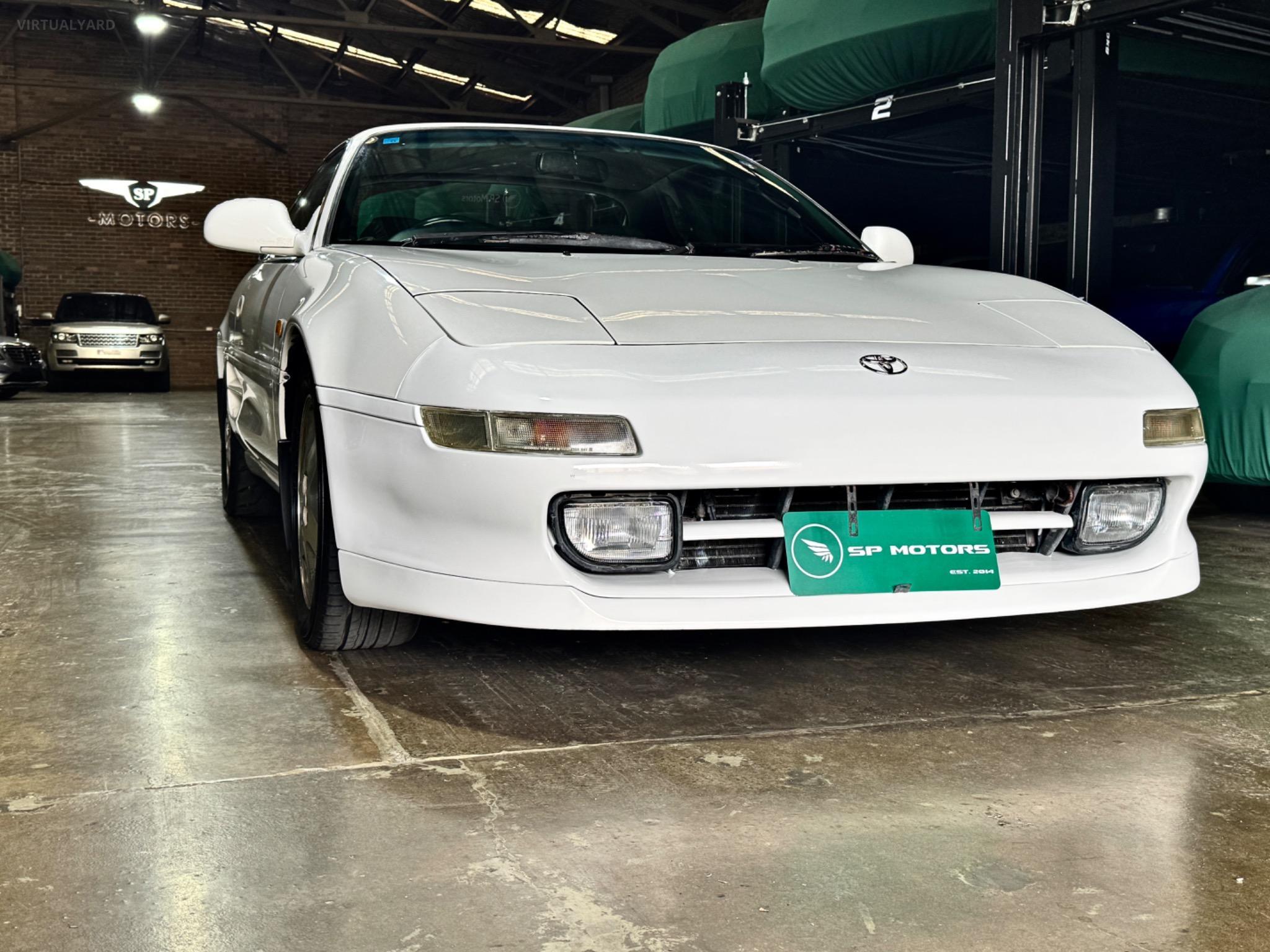 TOYOTA MR2