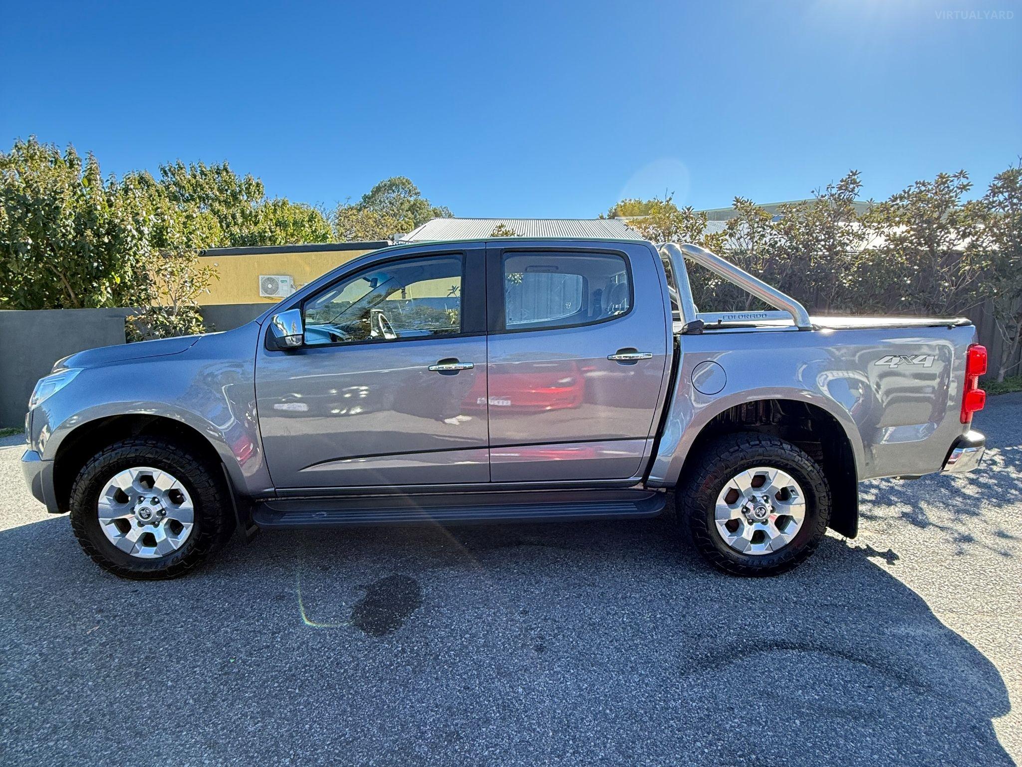 HOLDEN COLORADO