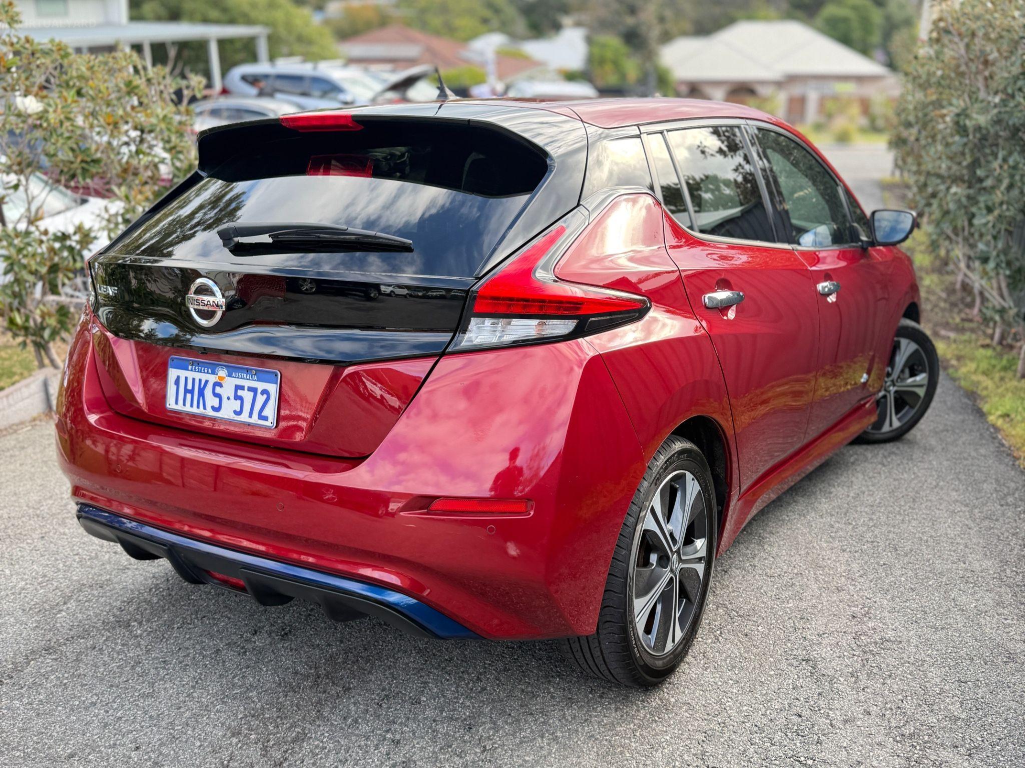 NISSAN LEAF