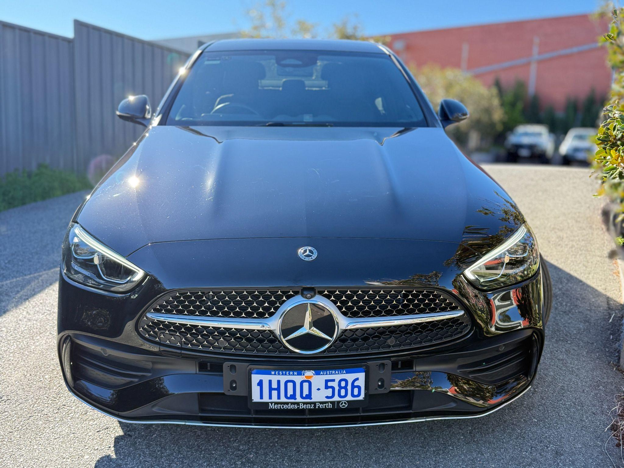 MERCEDES-BENZ C200