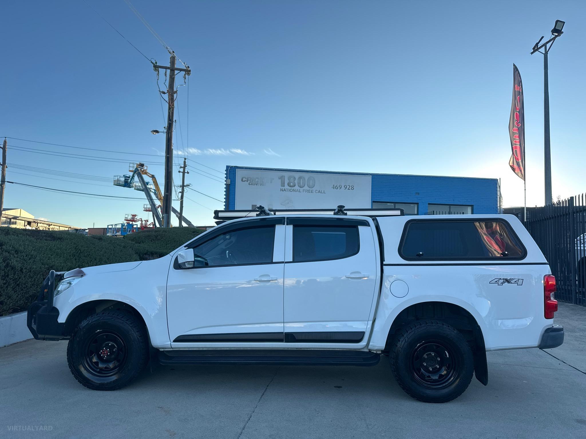 HOLDEN COLORADO