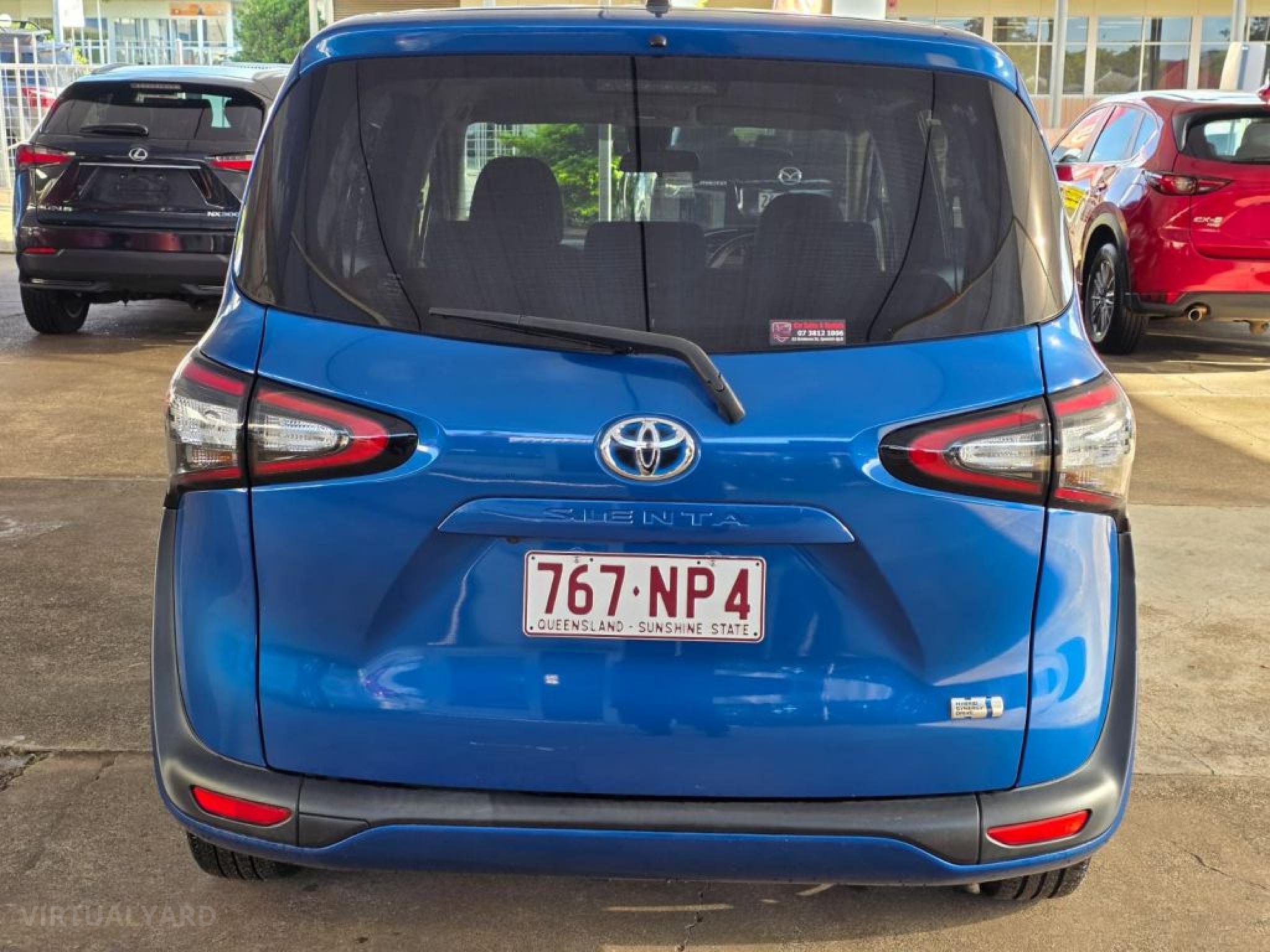 Toyota Sienta