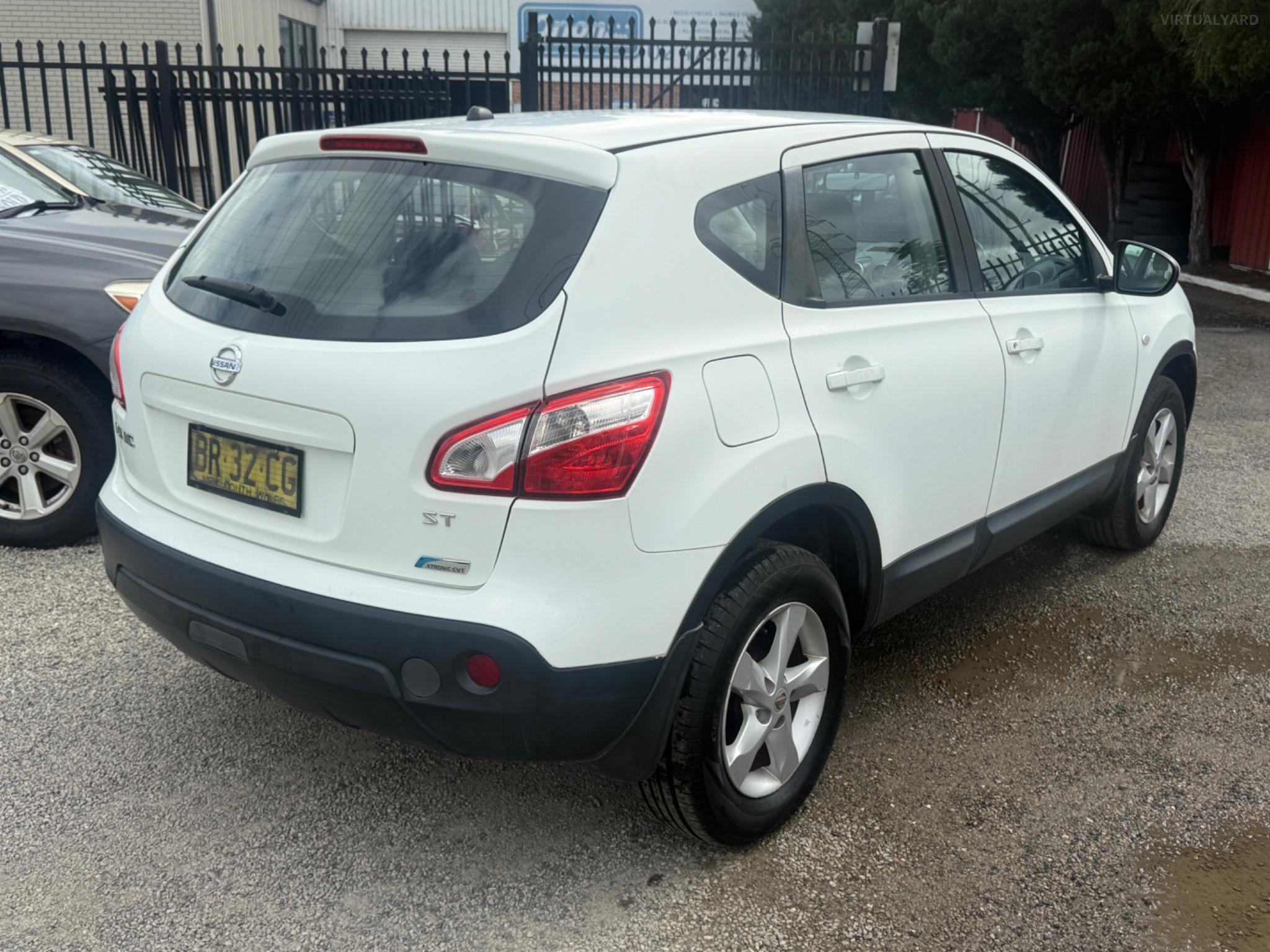 NISSAN DUALIS